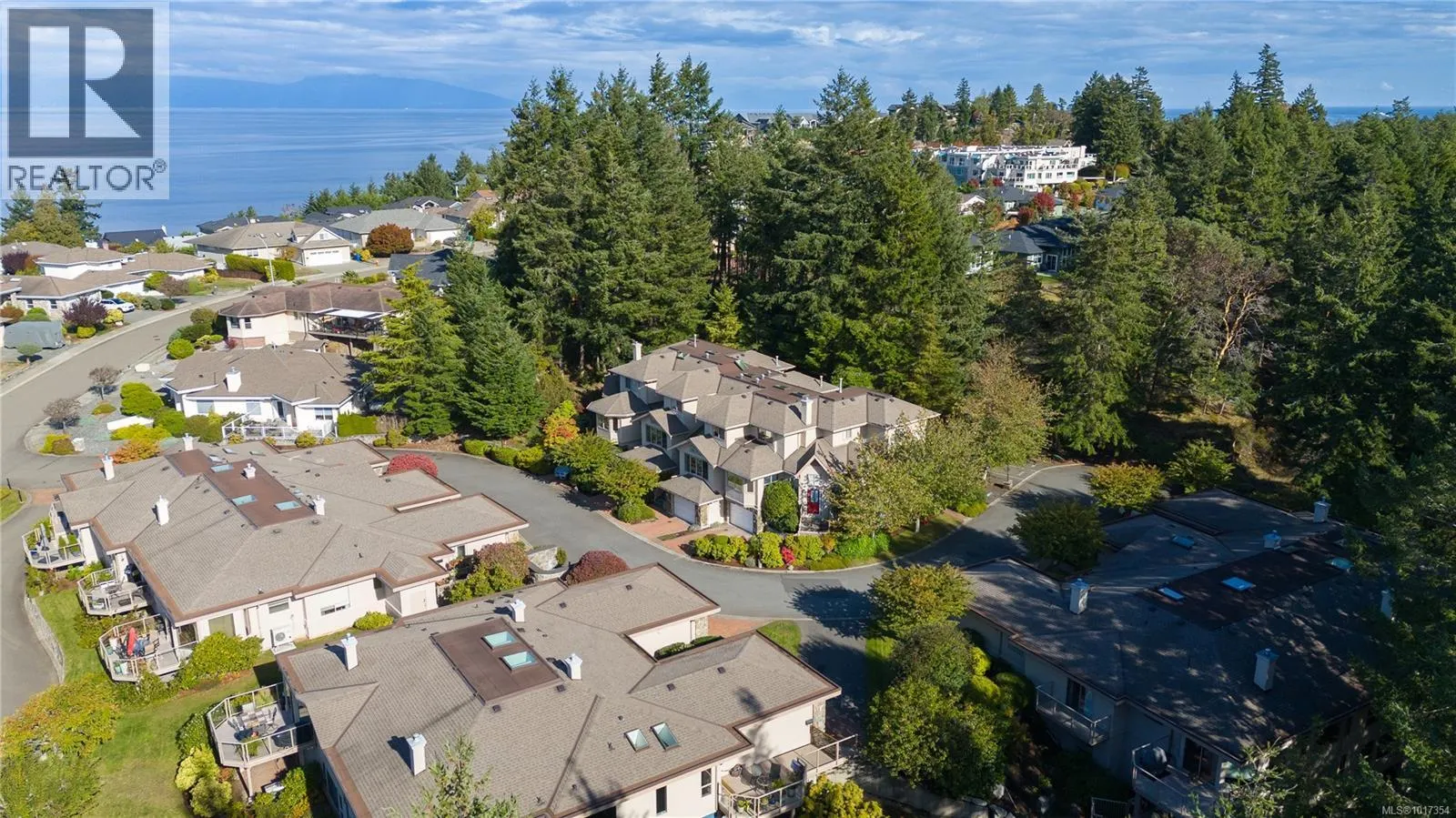 21 4991 Bella Vista Cres