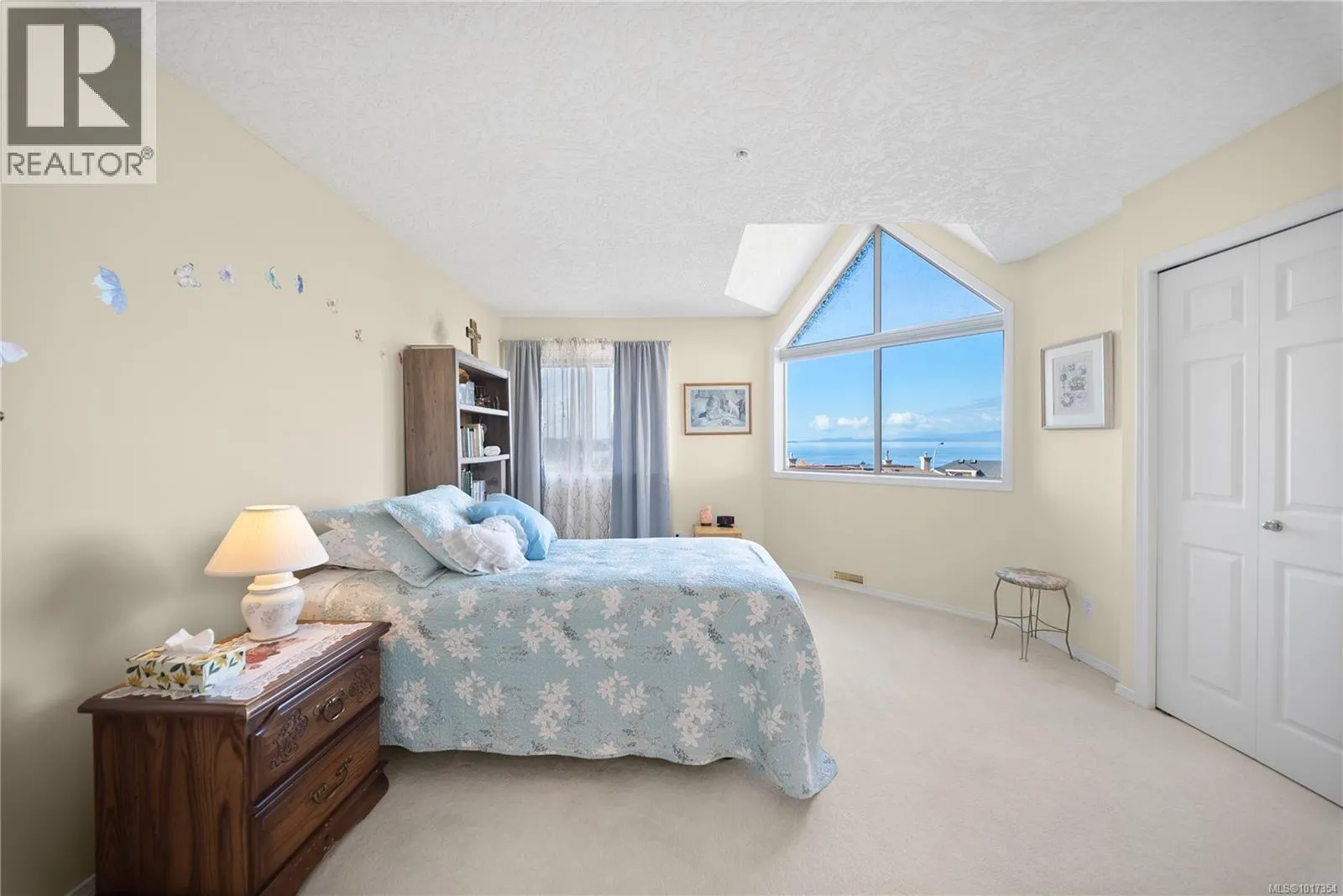 21 4991 Bella Vista Cres