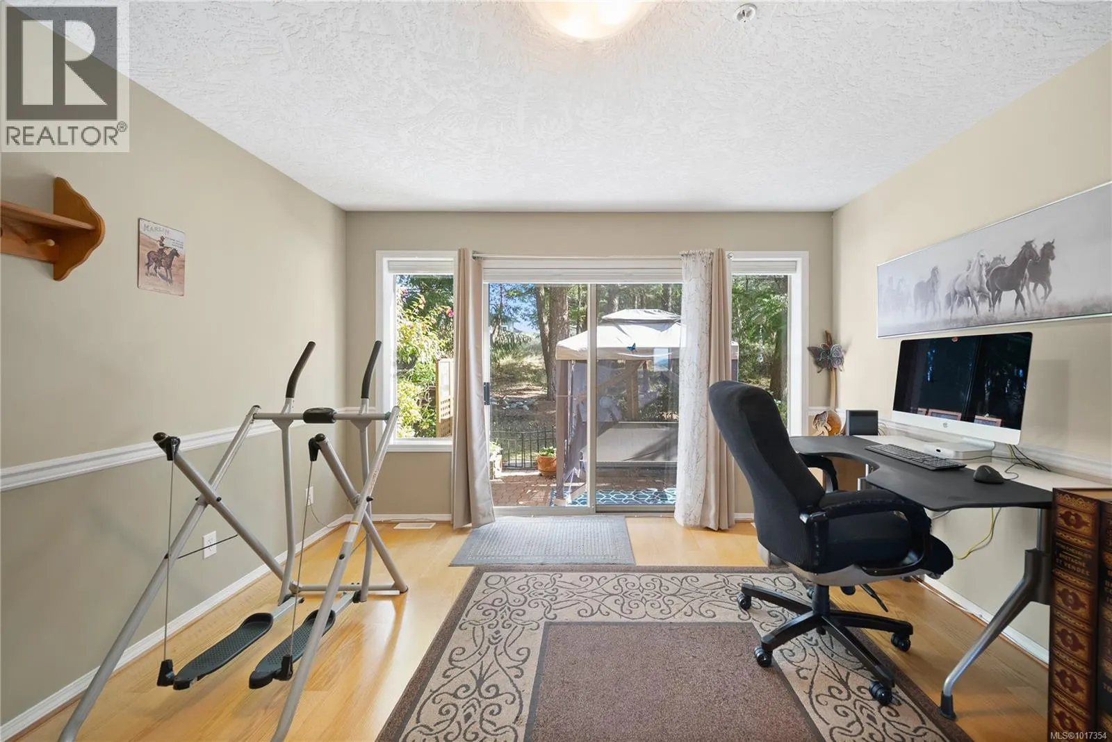 21 4991 Bella Vista Cres