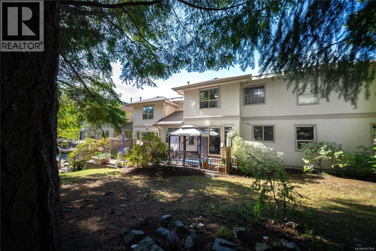21 4991 Bella Vista Cres
