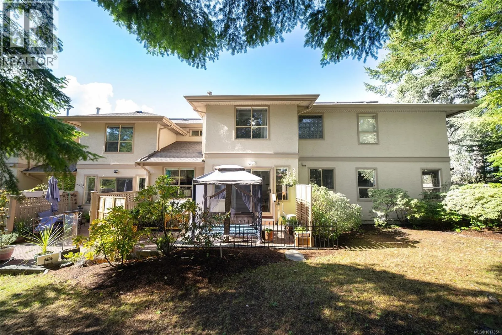 21 4991 Bella Vista Cres