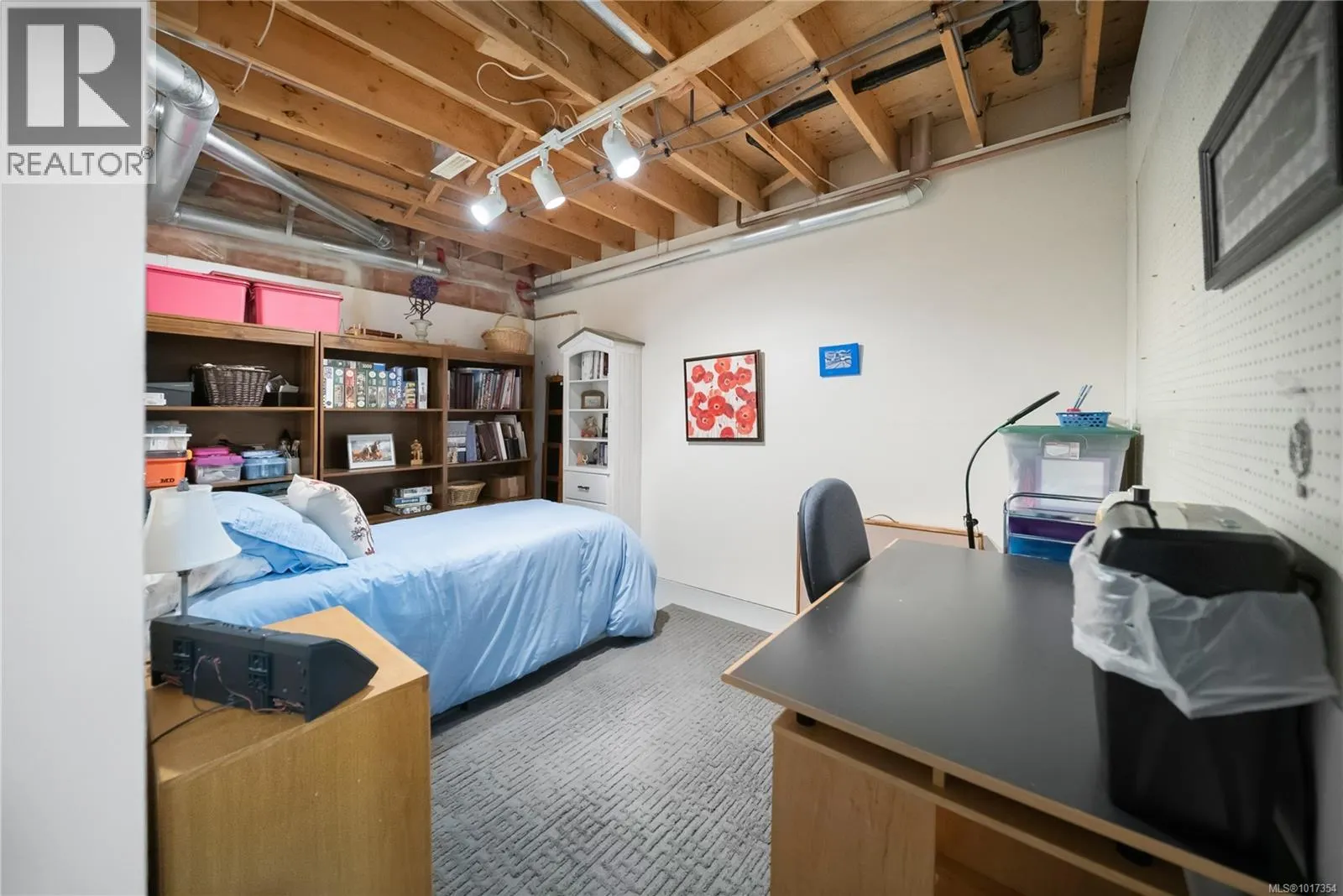 21 4991 Bella Vista Cres