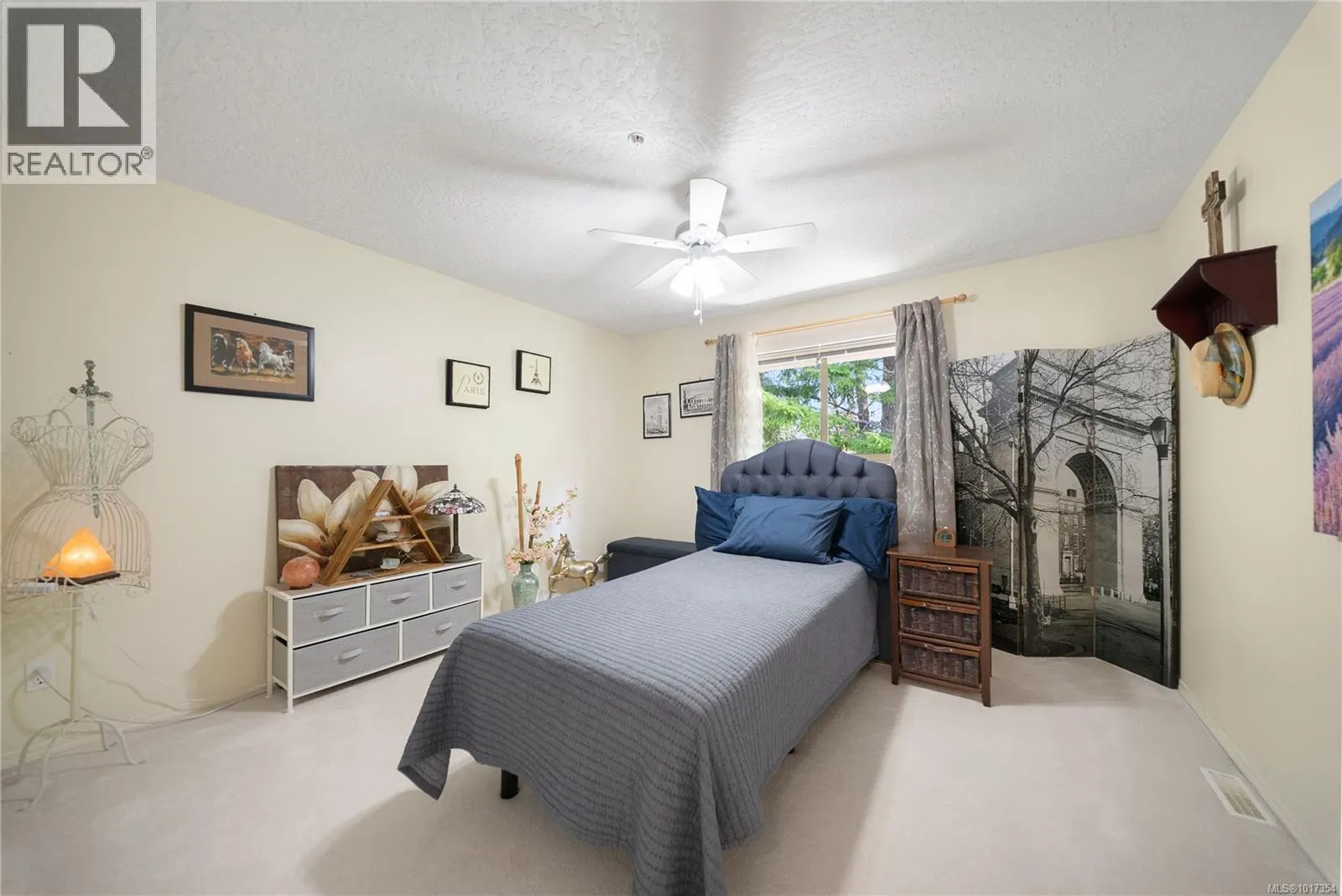 21 4991 Bella Vista Cres