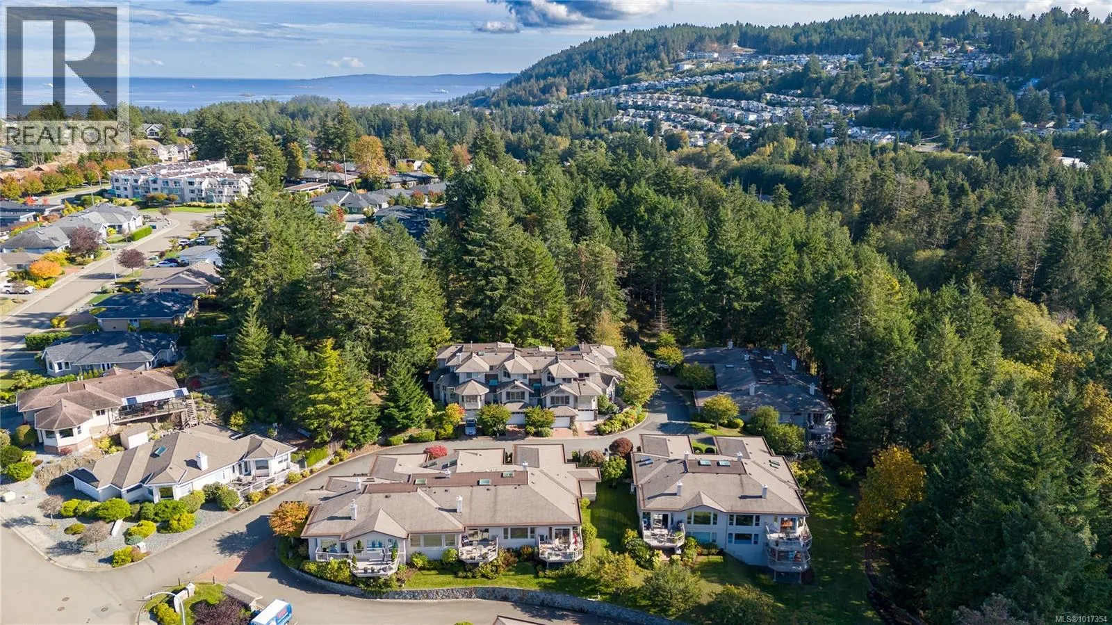 21 4991 Bella Vista Cres