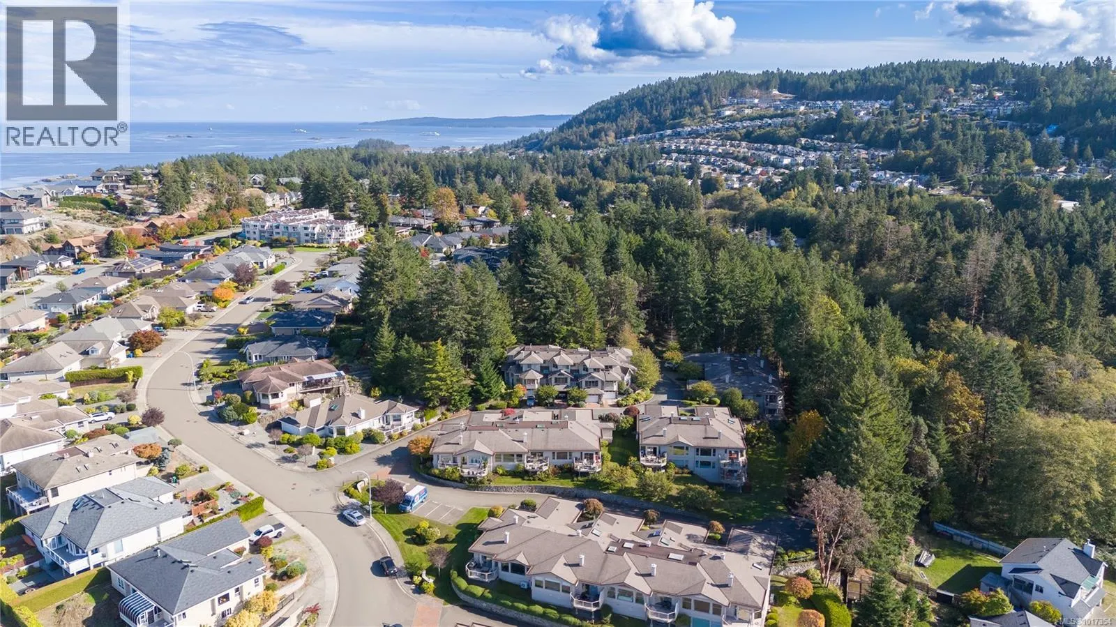 21 4991 Bella Vista Cres