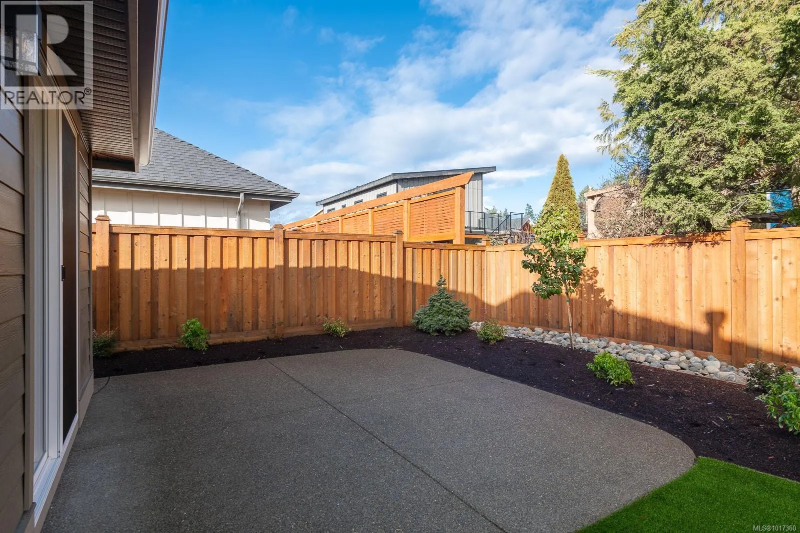 570 Rainbow Way