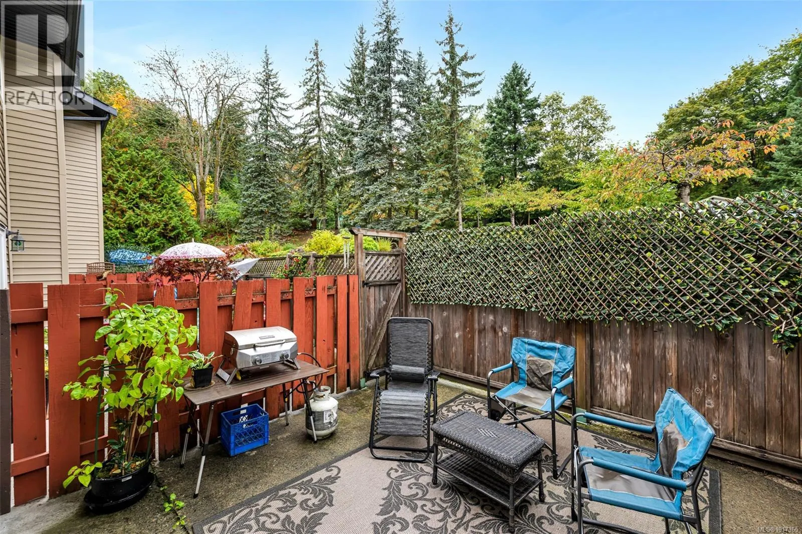 39 3025 Cowichan Lake Rd