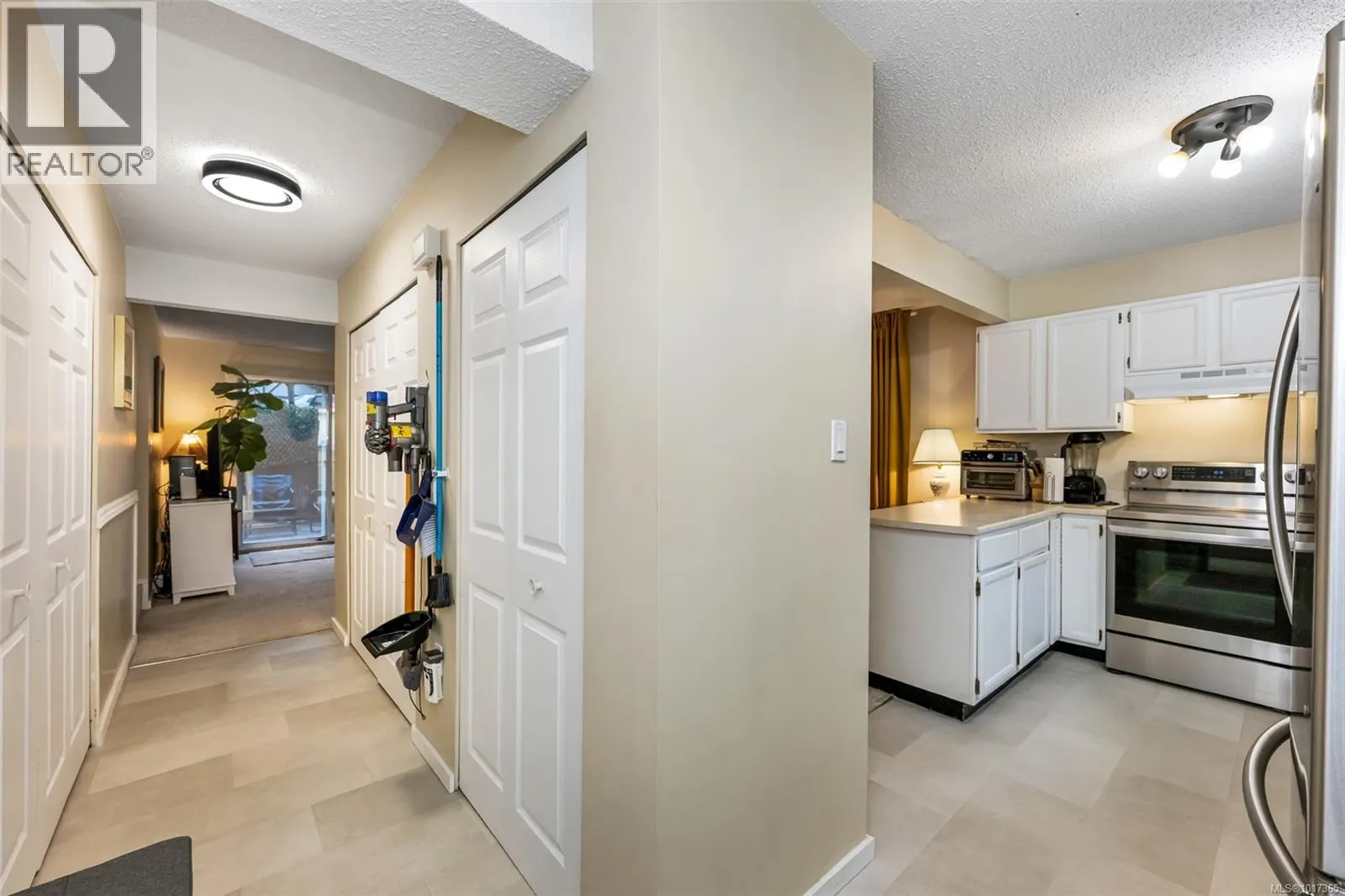 39 3025 Cowichan Lake Rd