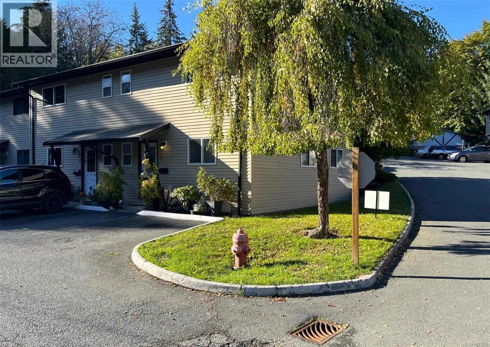 39 3025 Cowichan Lake Rd