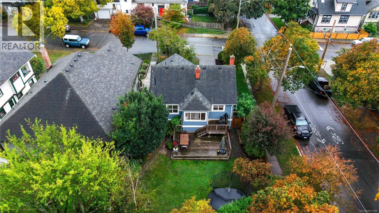 1102 Vista Hts