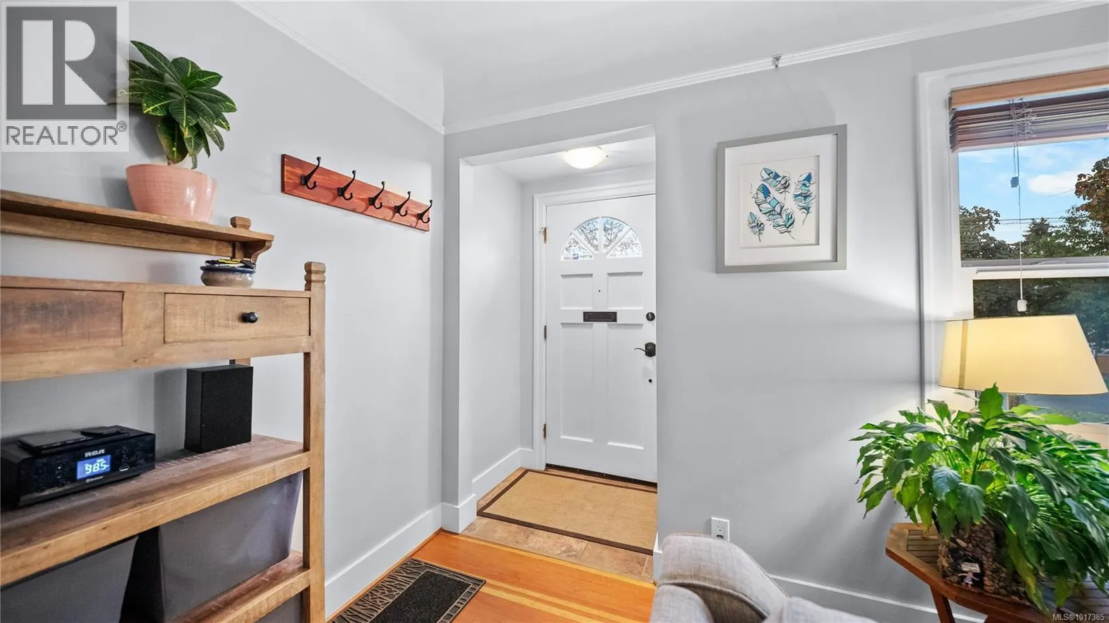 1102 Vista Hts