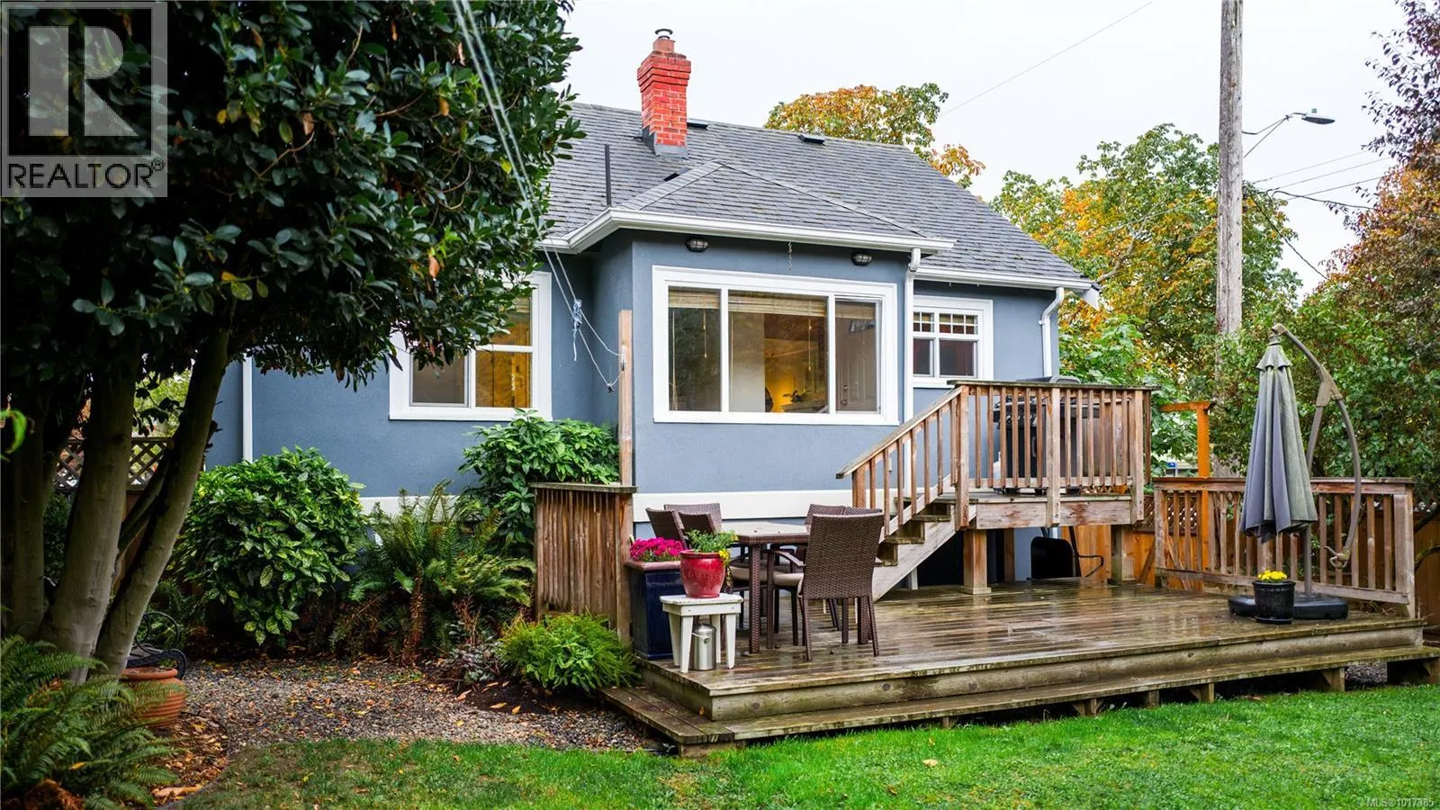 1102 Vista Hts