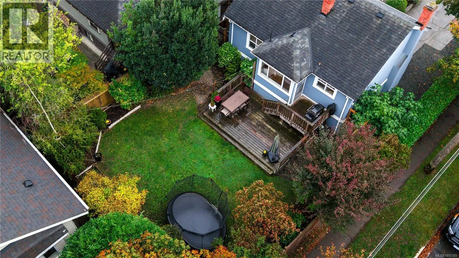 1102 Vista Hts