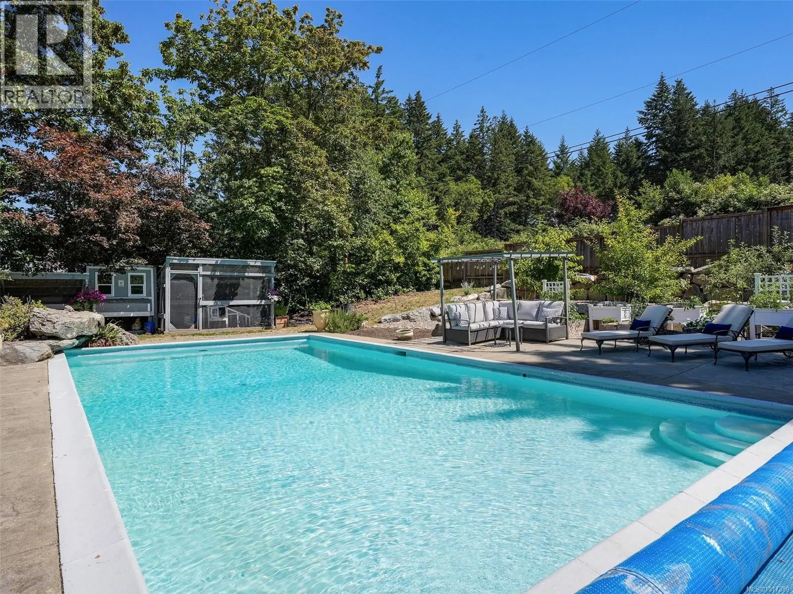 2564 Lavinia Rd