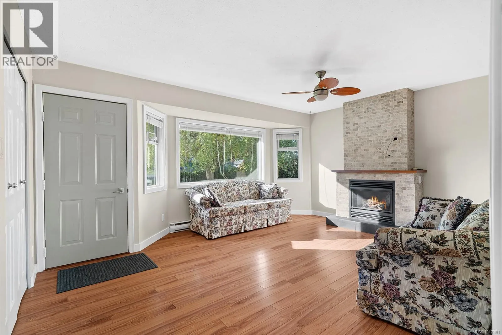 195 Moss Ave