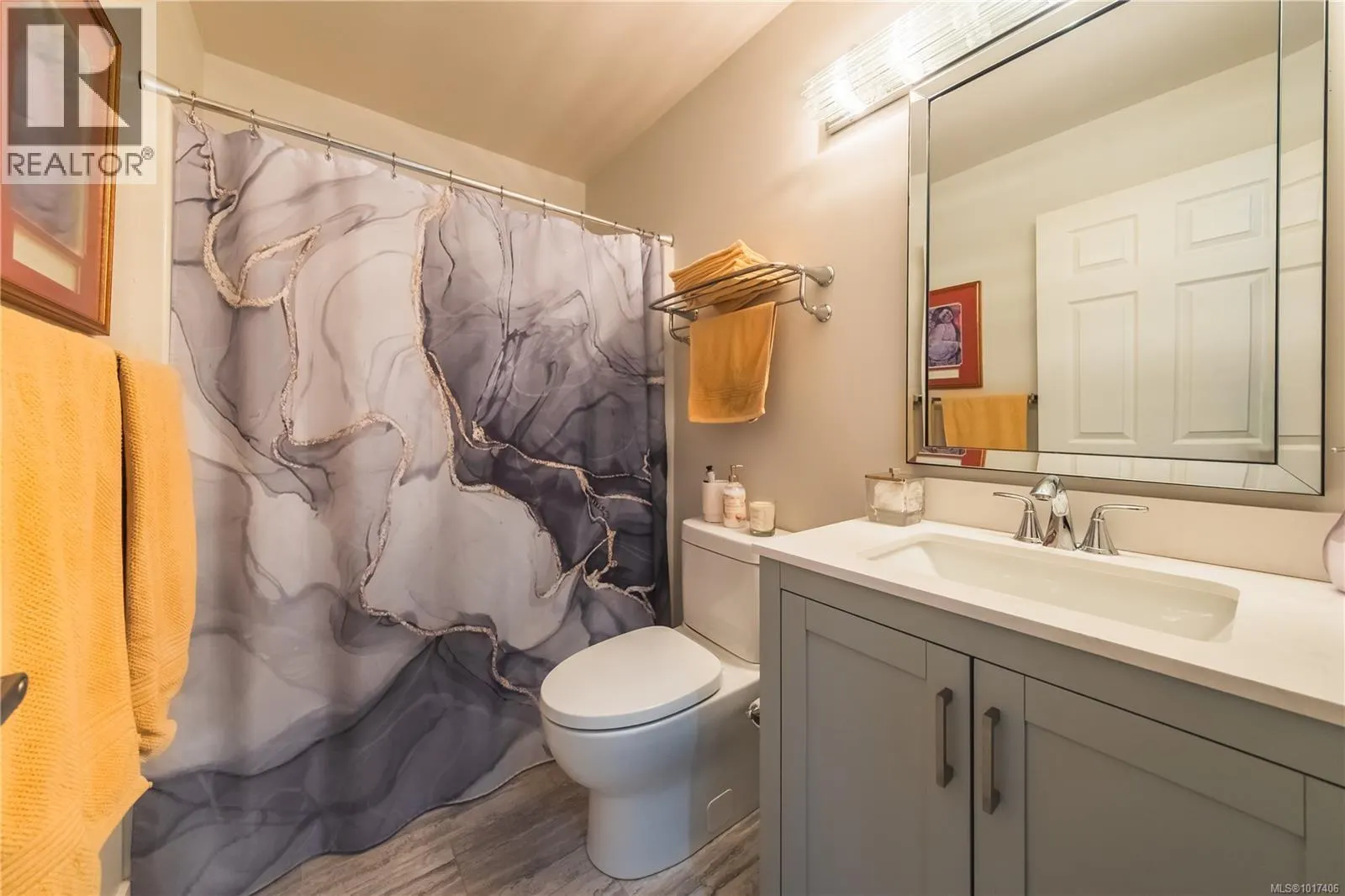 9 4991 Bella Vista Cres
