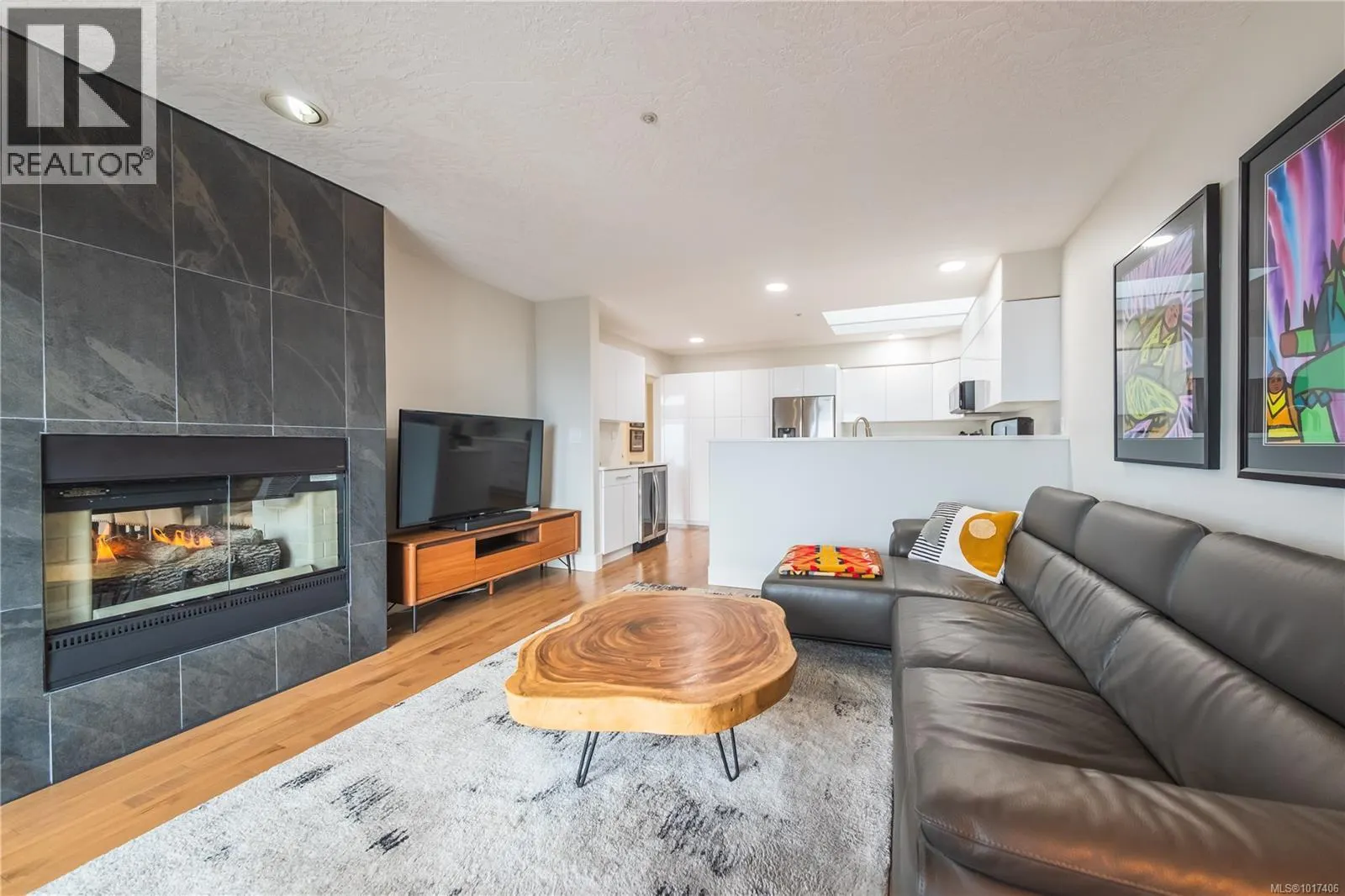 9 4991 Bella Vista Cres