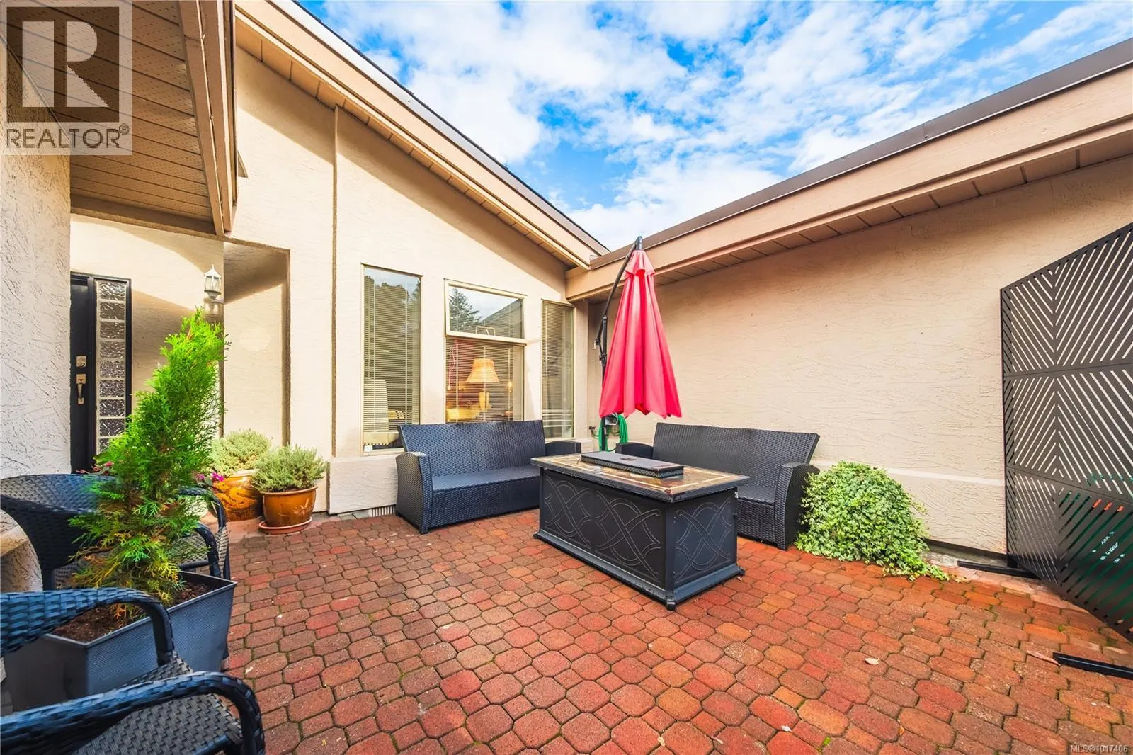 9 4991 Bella Vista Cres