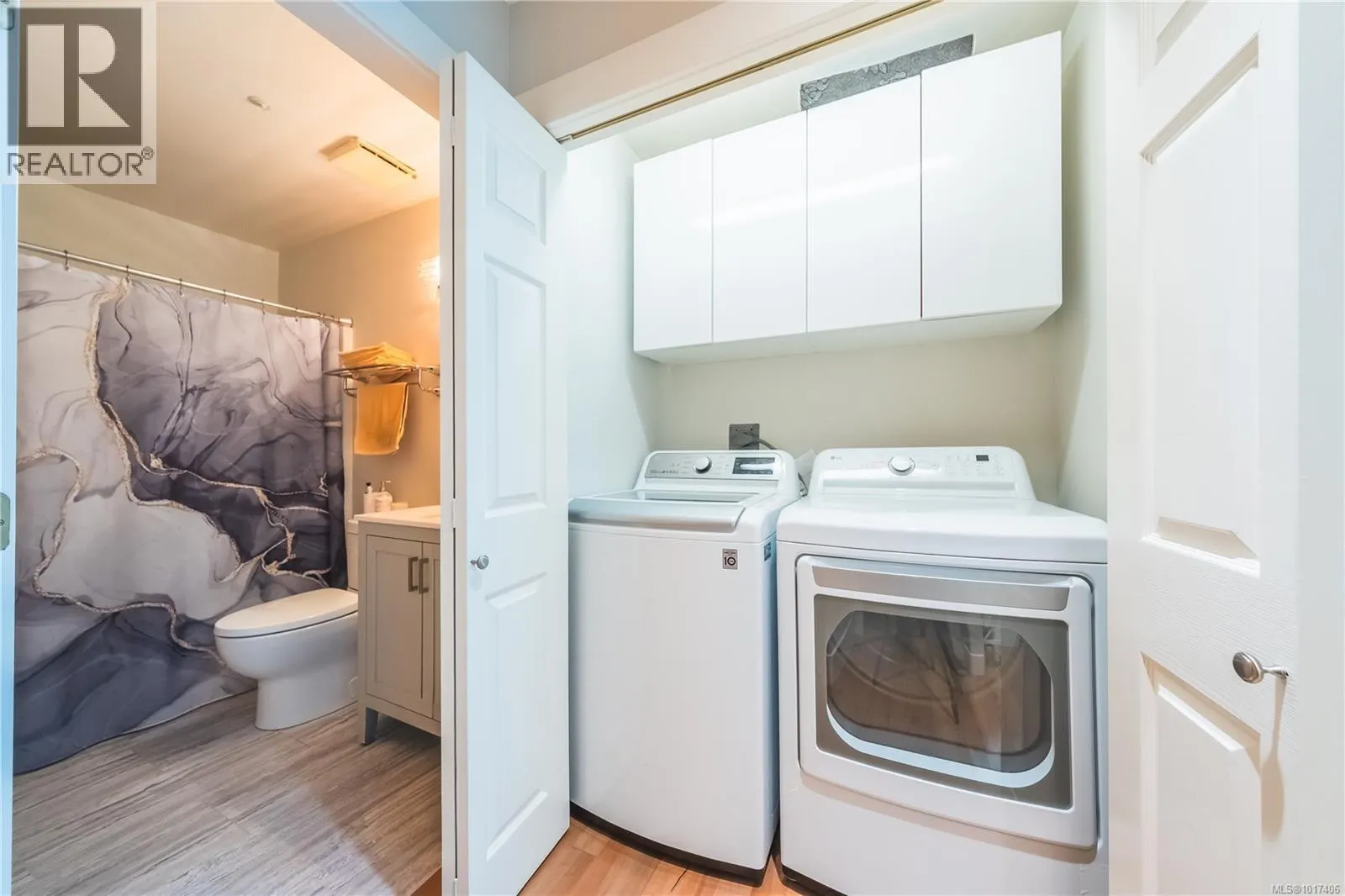 9 4991 Bella Vista Cres