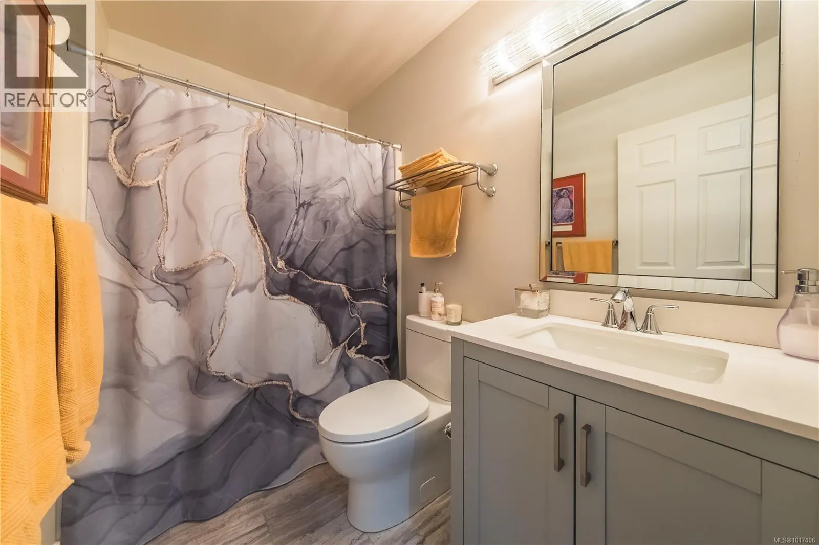 9 4991 Bella Vista Cres