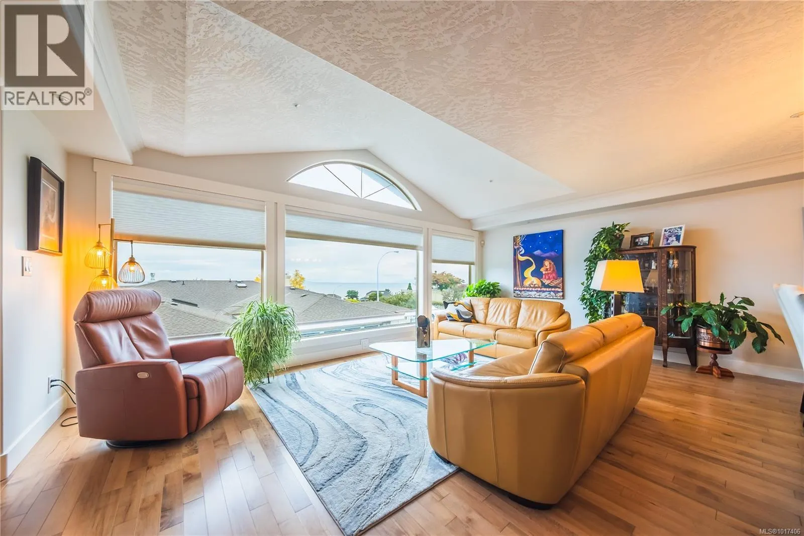 9 4991 Bella Vista Cres