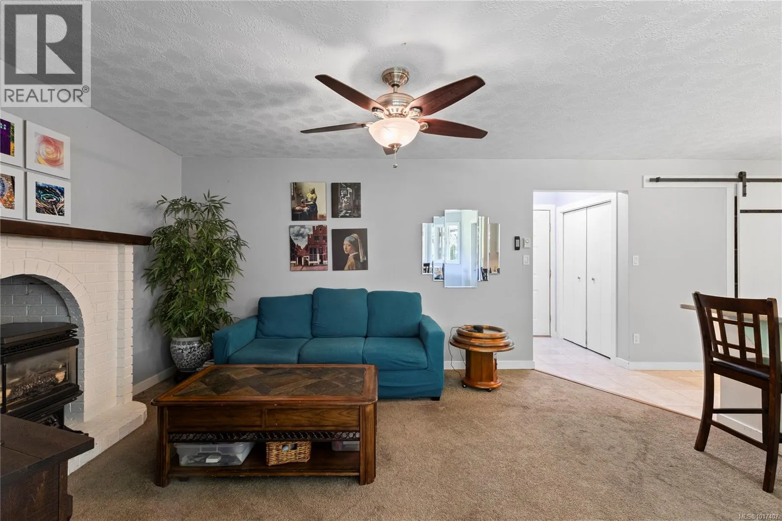 1692 Meadowbrook Dr