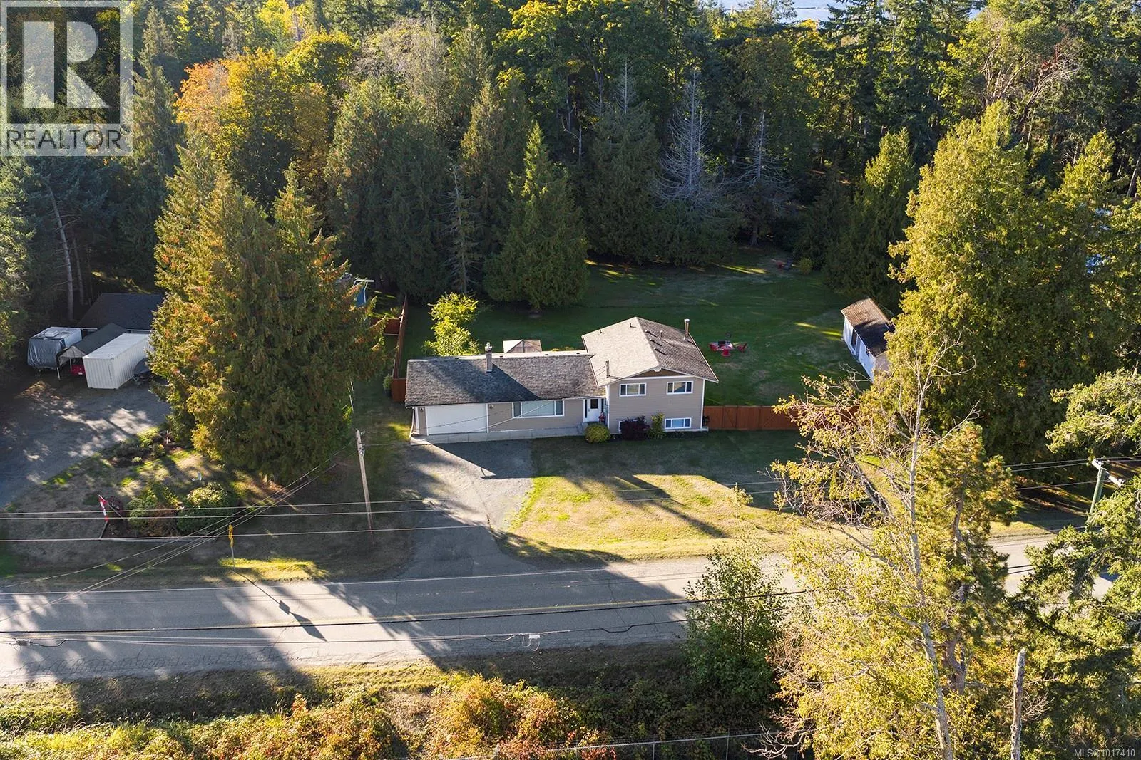 7554 Superior Rd