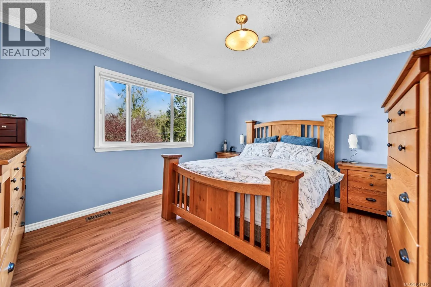 1208 Cloke Rd