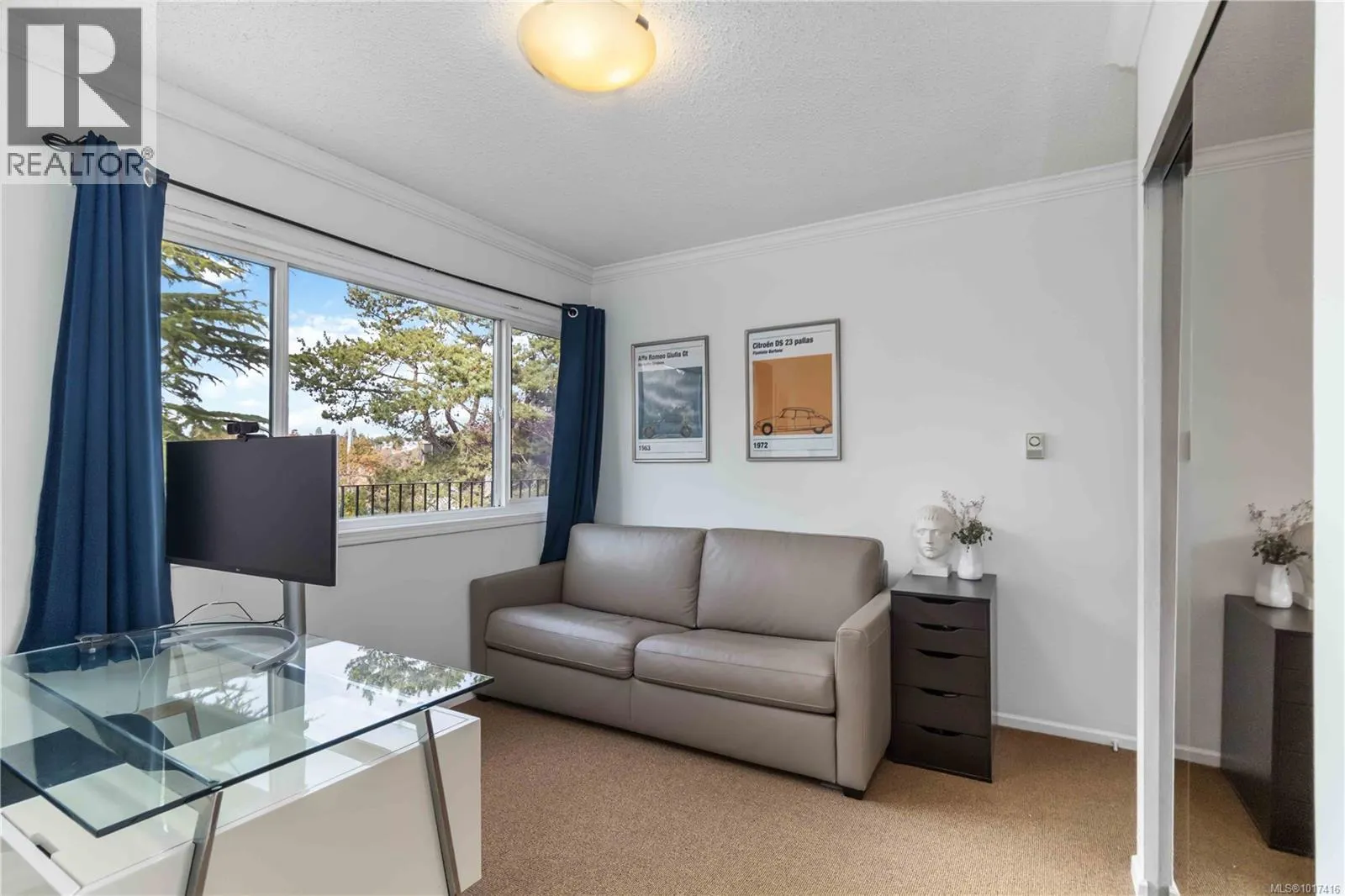 410 1433 Faircliff Lane