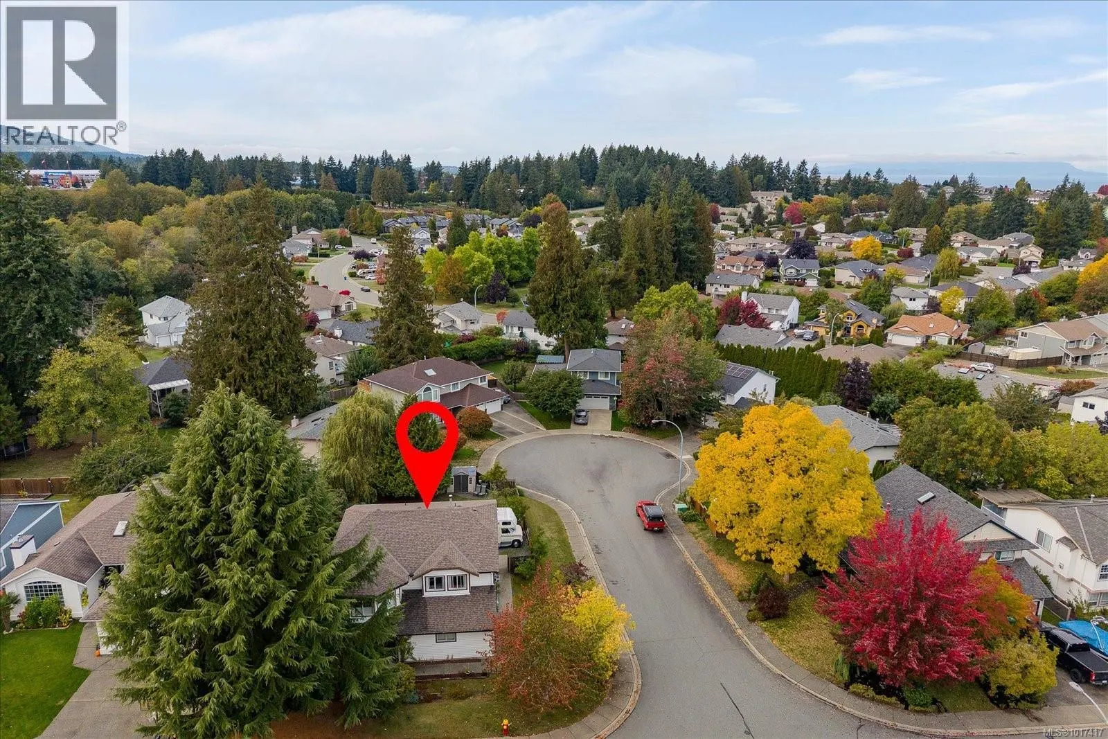 5853 Tweedsmuir Cres