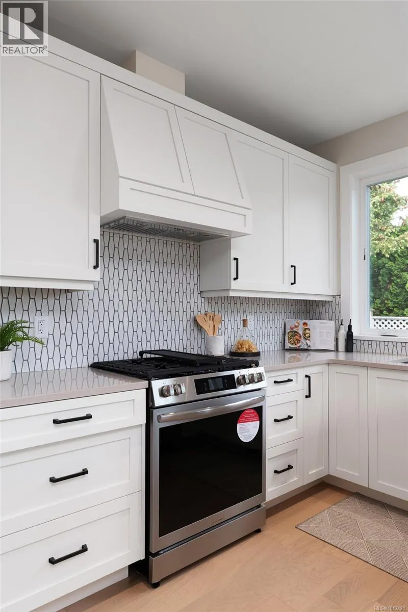 9556 Northlawn Terr