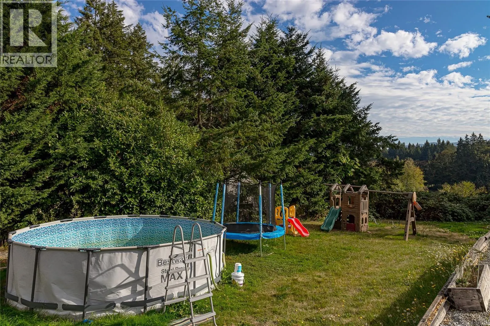 3464 Glenora Rd