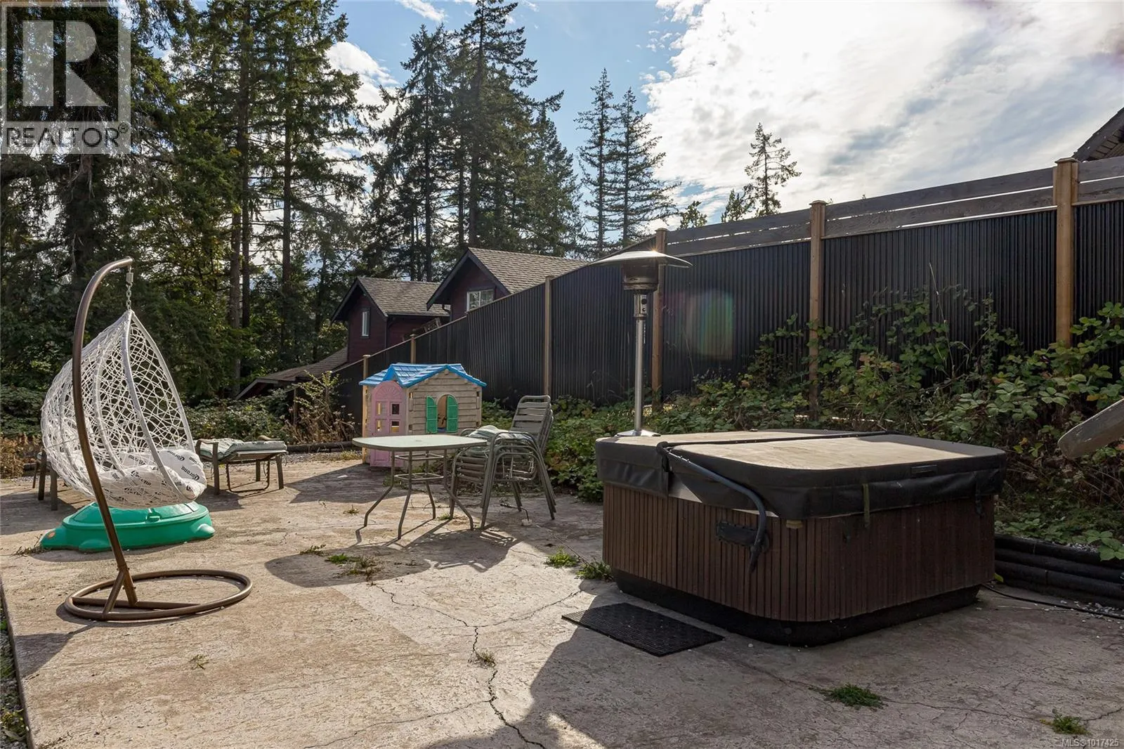 3464 Glenora Rd