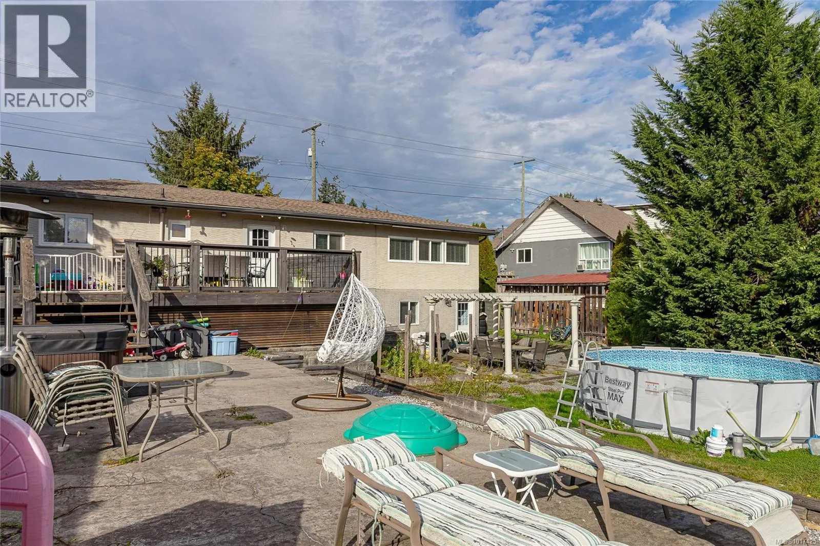 3464 Glenora Rd