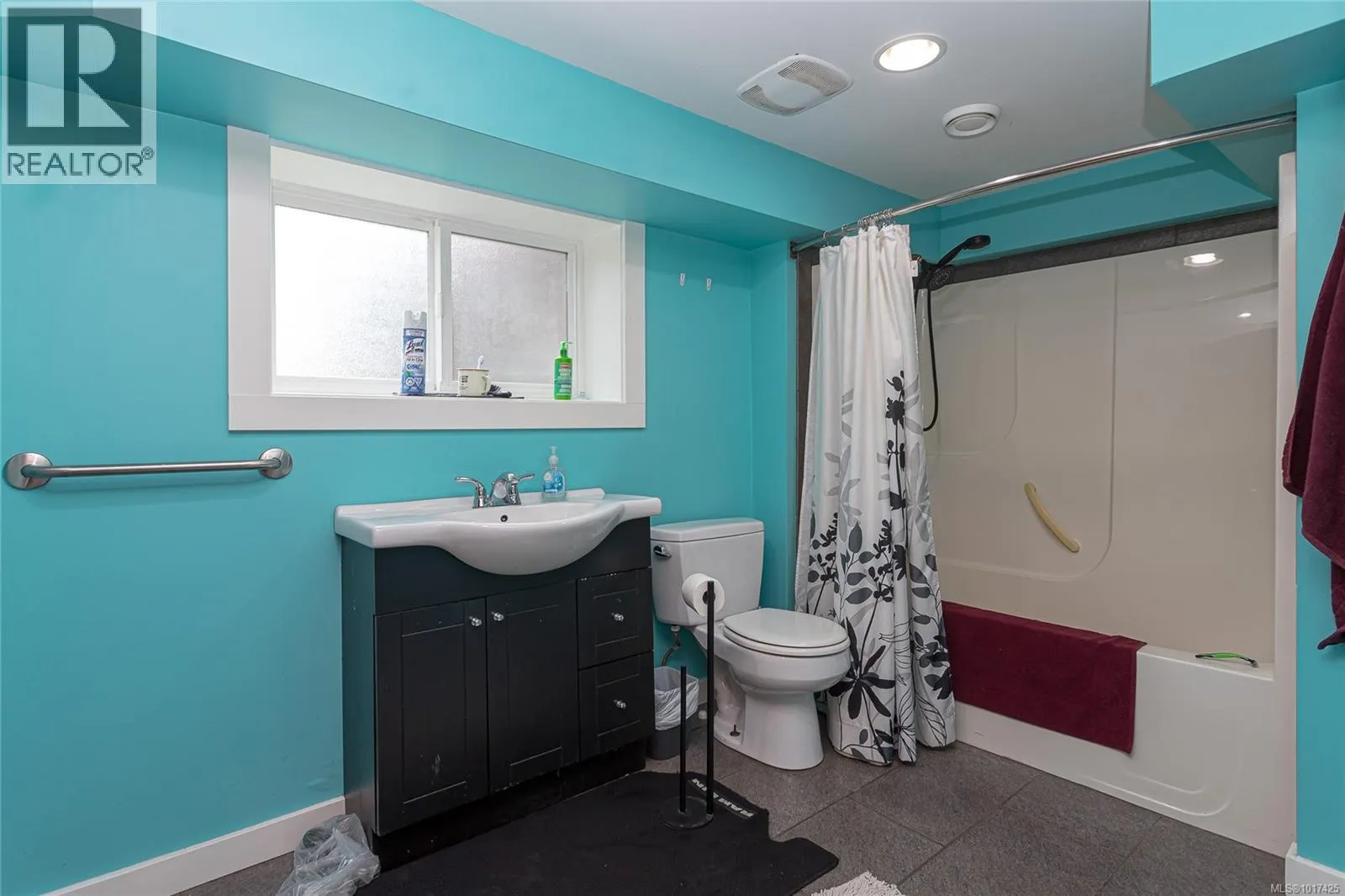 3464 Glenora Rd