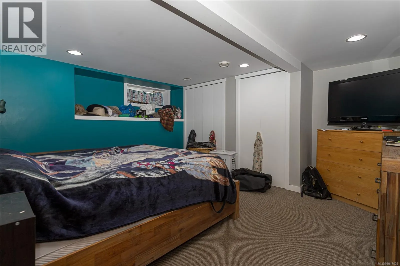 3464 Glenora Rd
