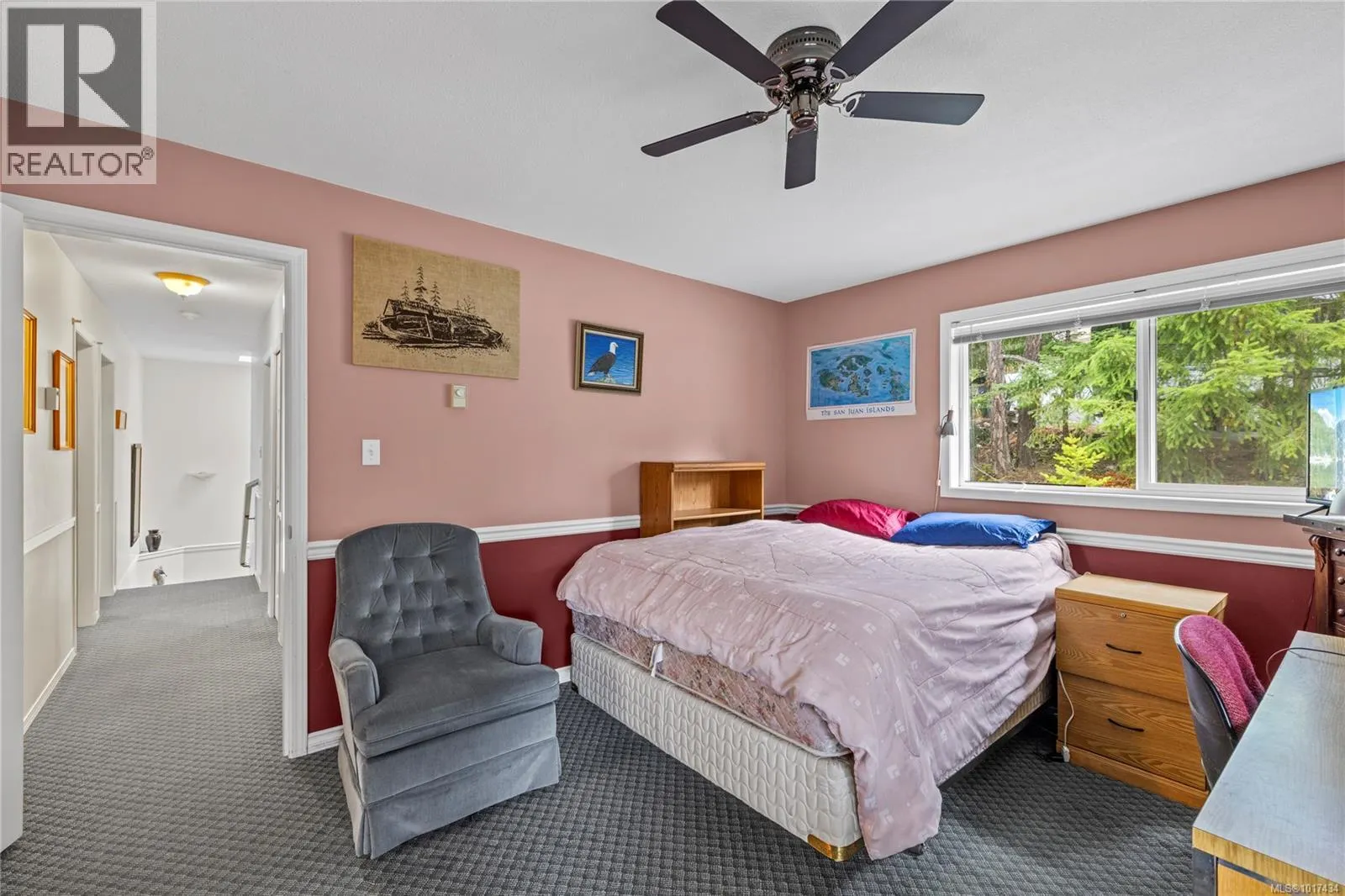 2869 Hemlock Dr