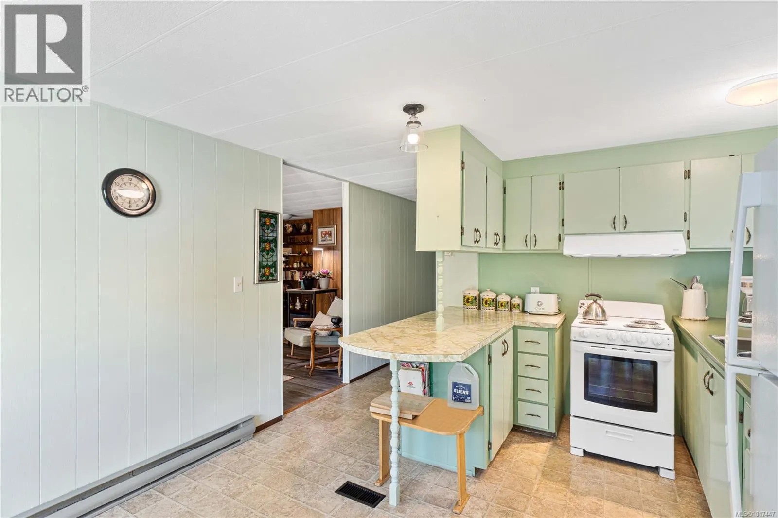 D 1359 Cranberry Ave