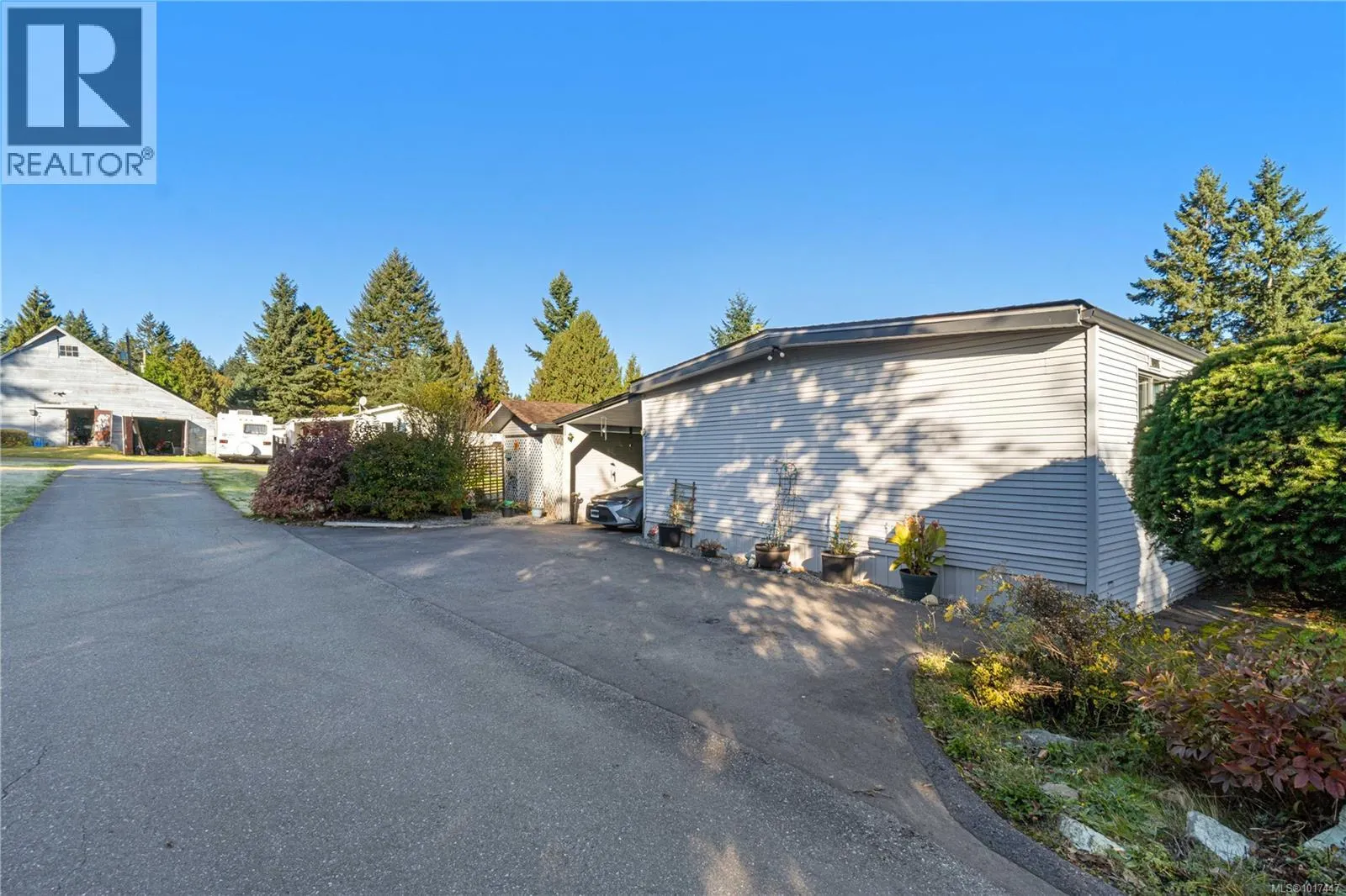 D 1359 Cranberry Ave