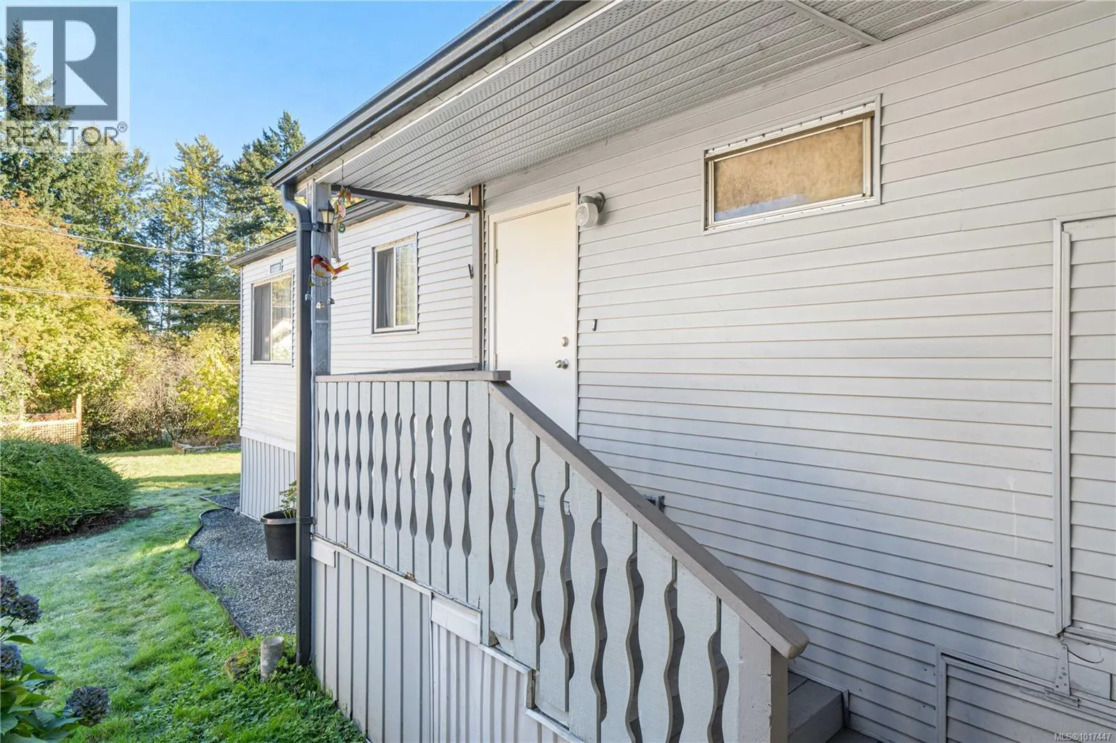 D 1359 Cranberry Ave