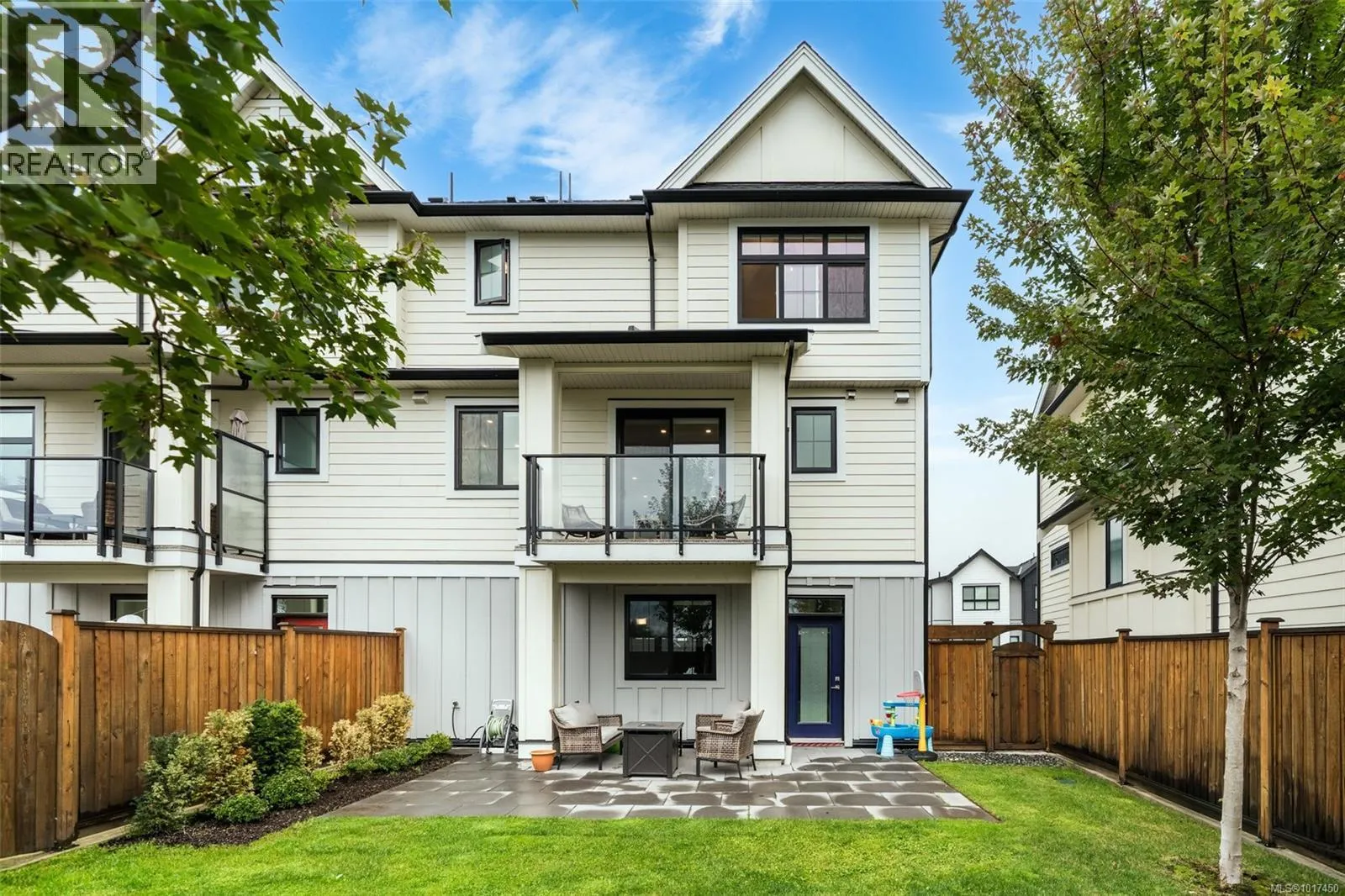 3226 Kettle Creek Cres