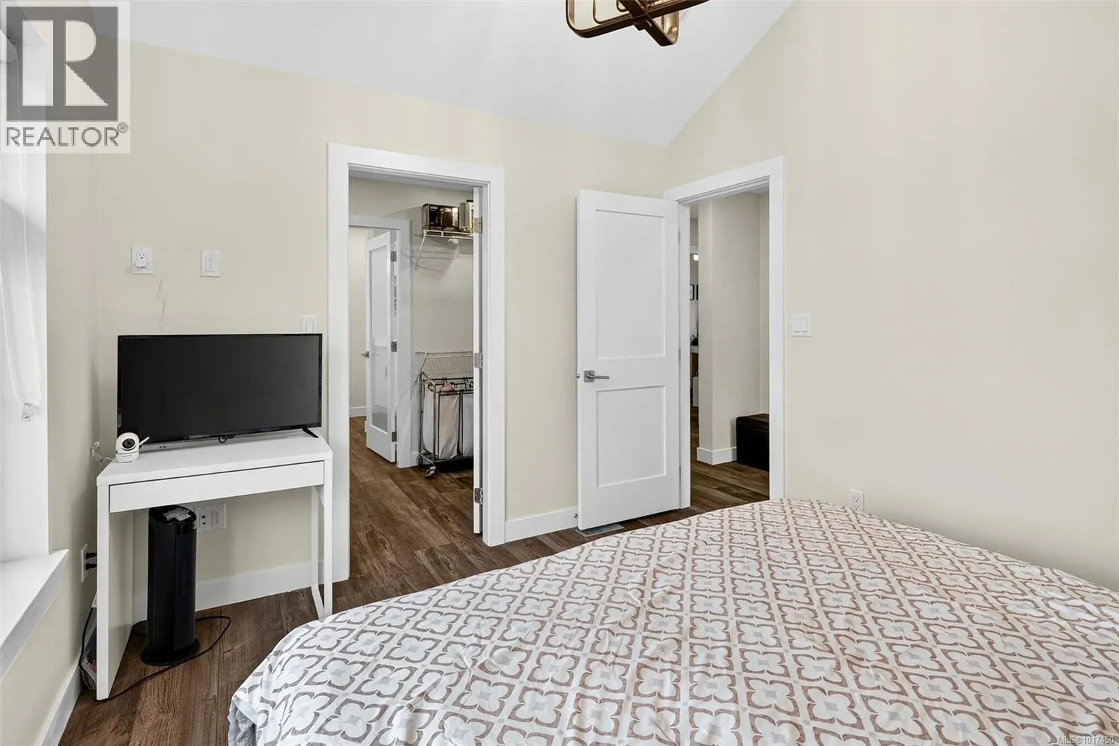 3226 Kettle Creek Cres