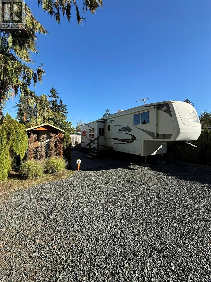 44 6050 island Hwy