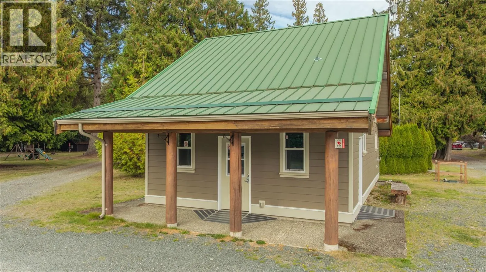 44 6050 island Hwy