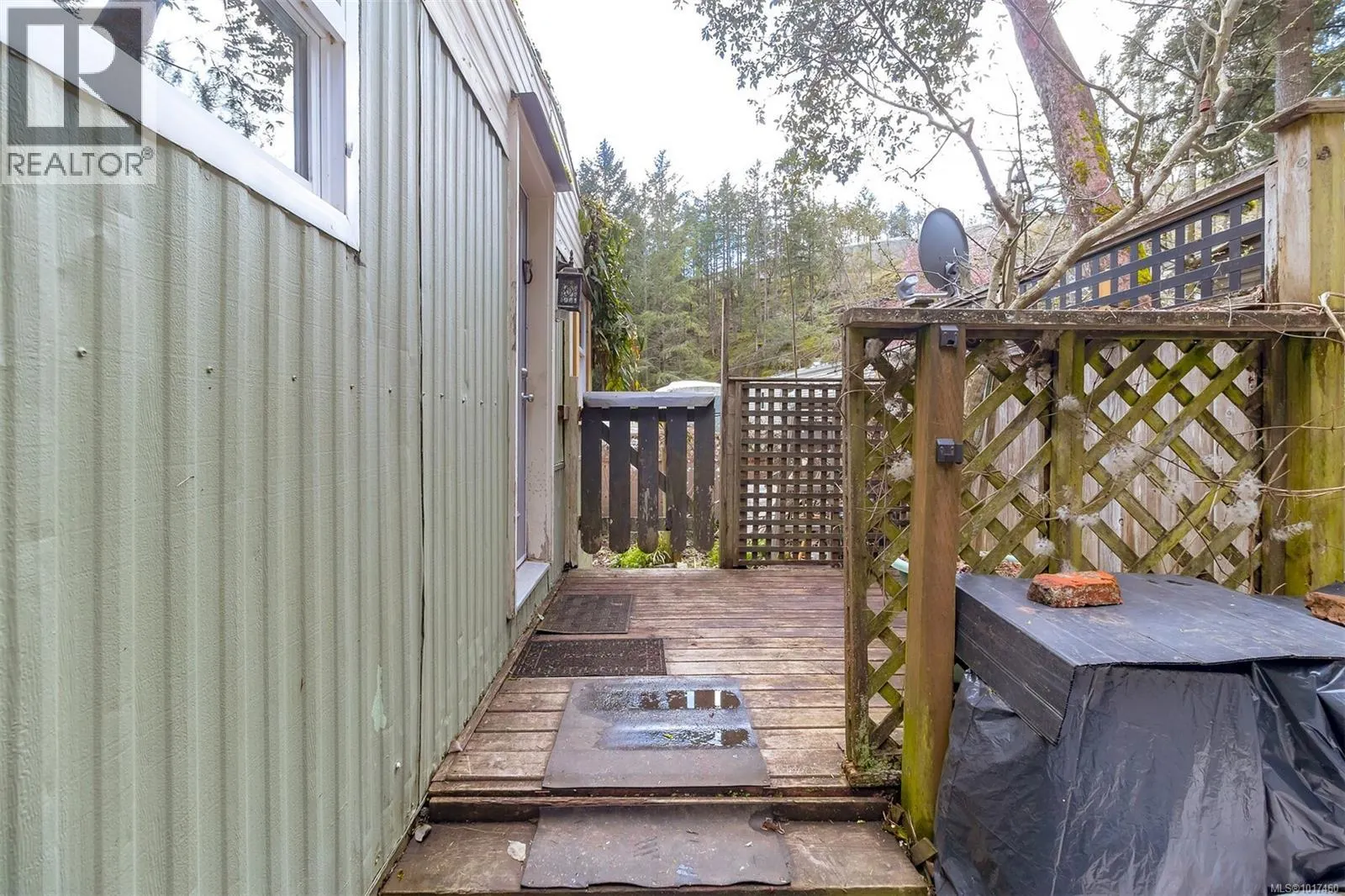 143 2500 Florence Lake Rd