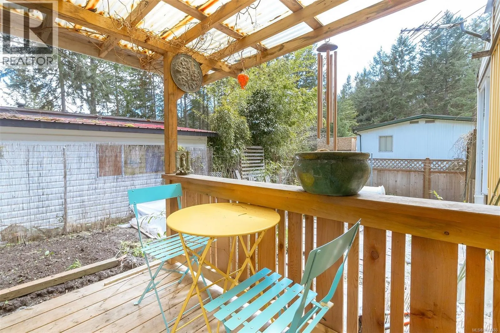 143 2500 Florence Lake Rd