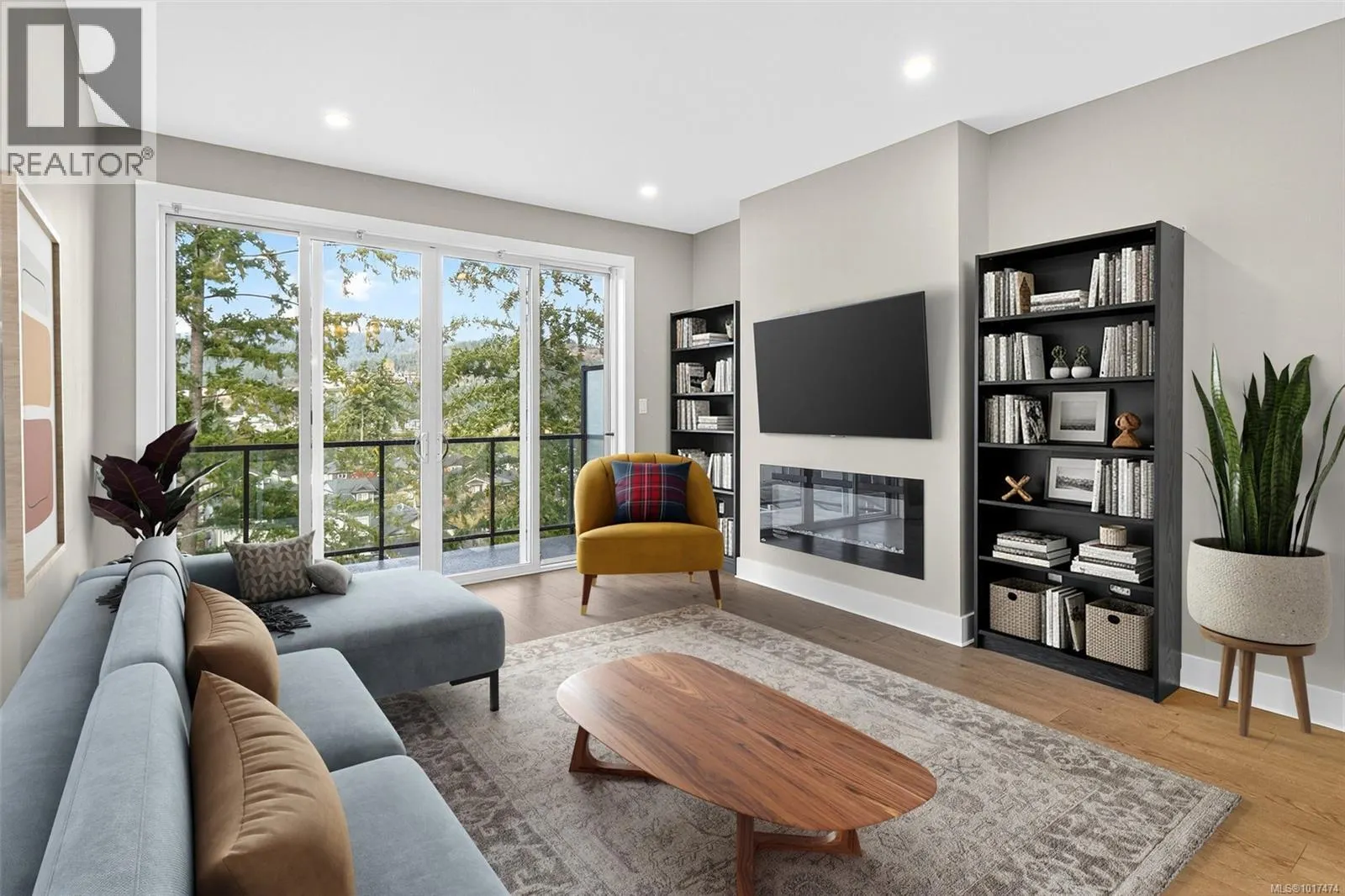 948 Warbler Close