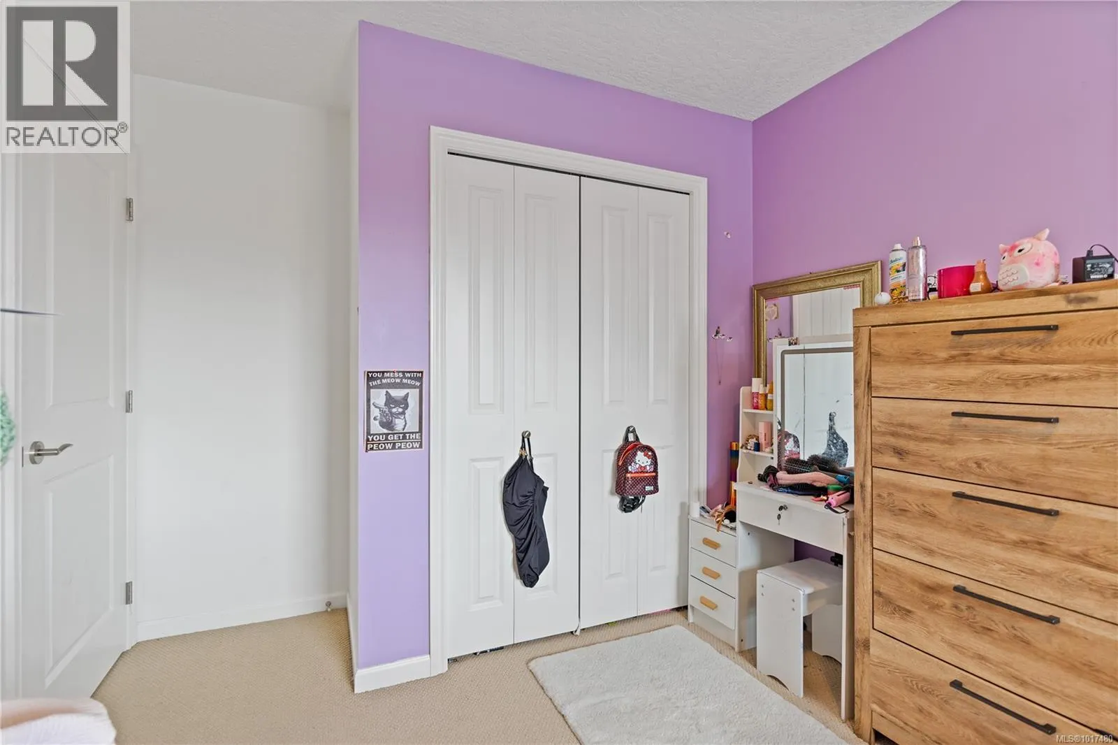 6442 Birchview Way