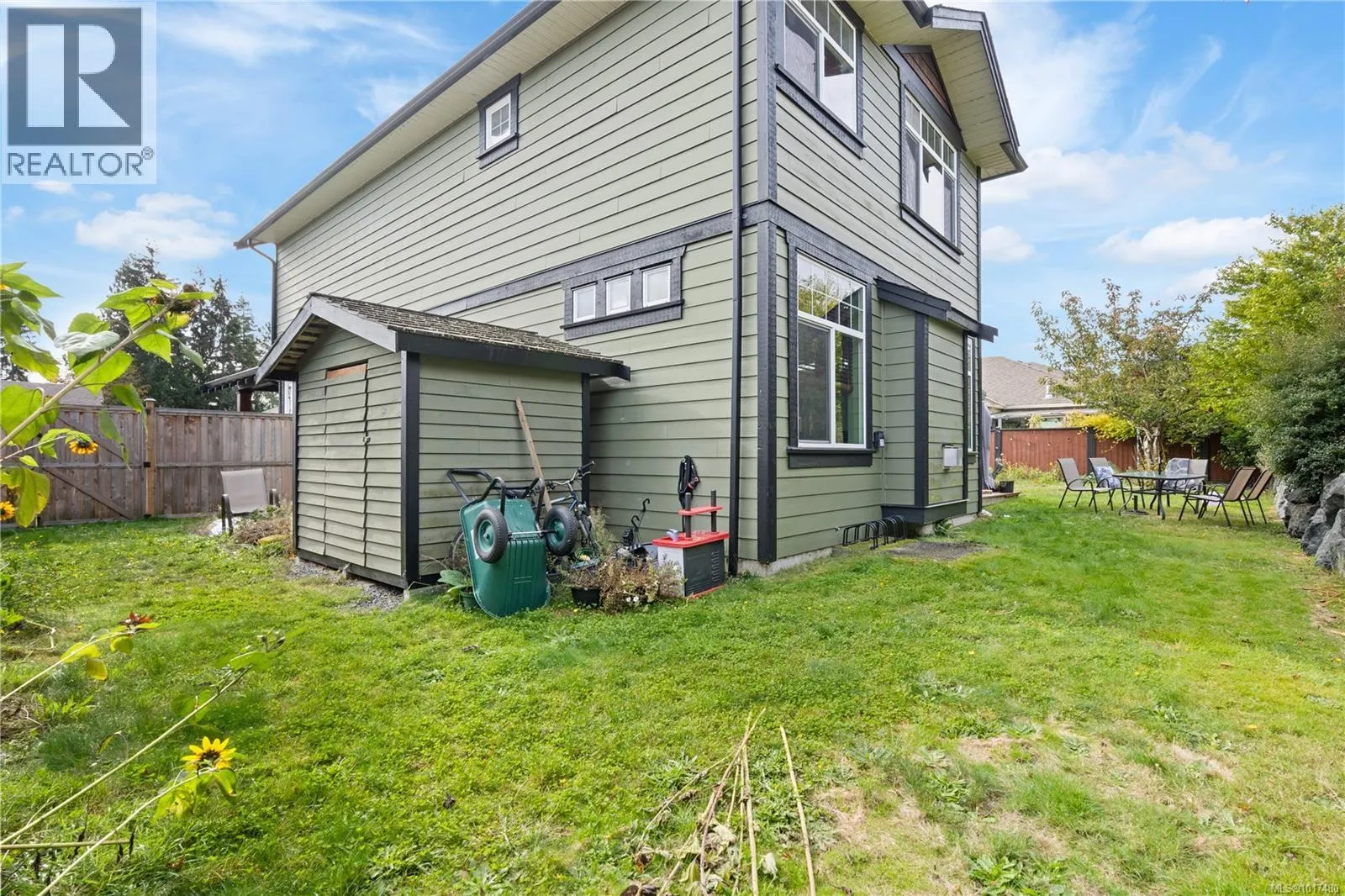 6442 Birchview Way