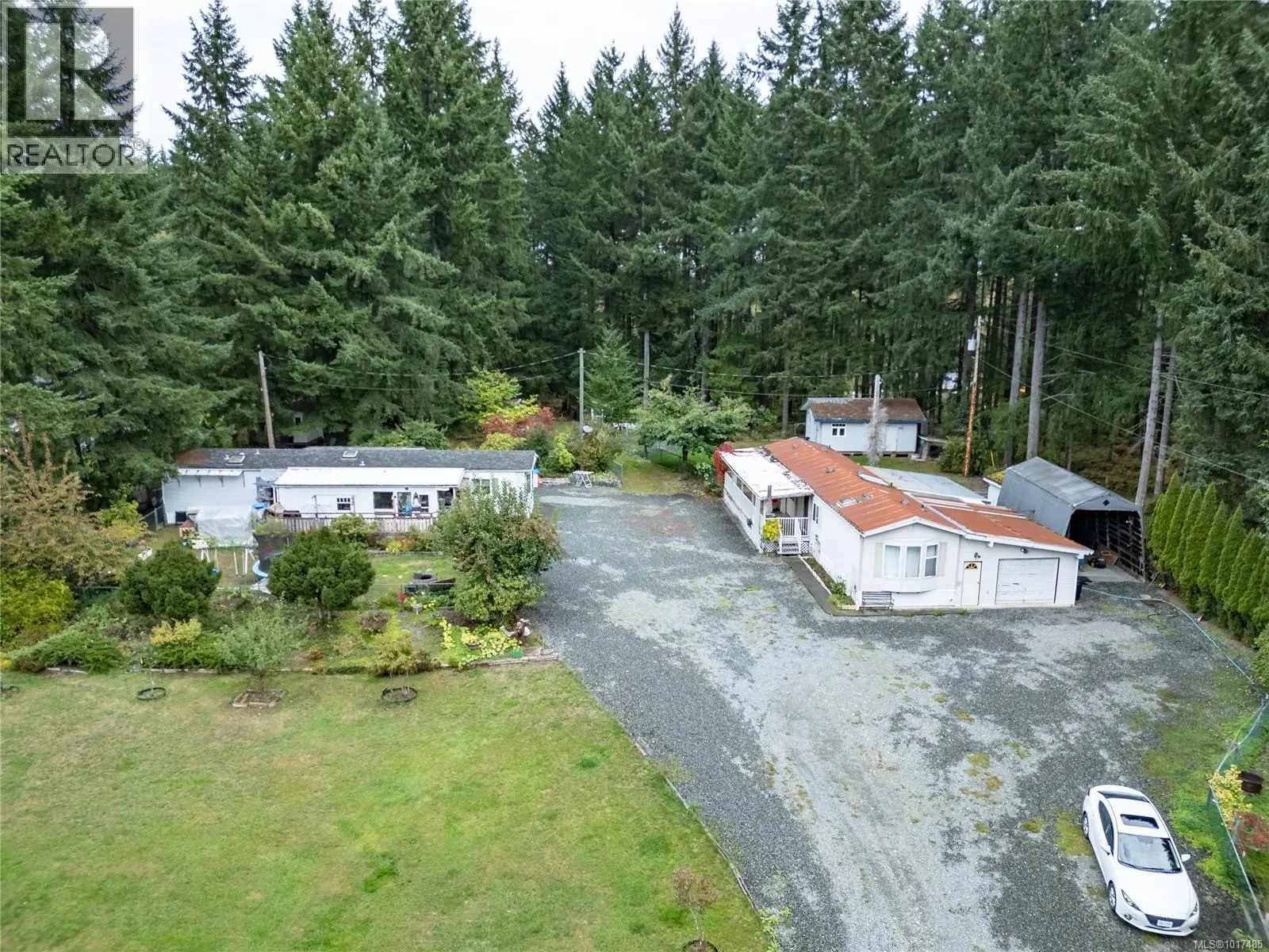 A/B 2826 Bruce Rd